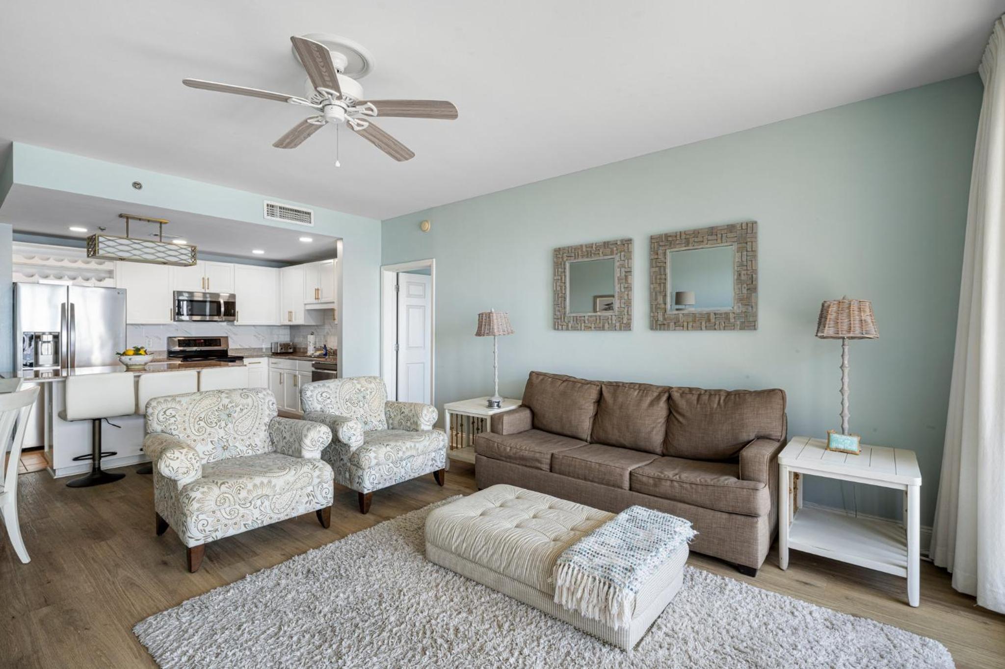Laketown Wharf #1027 by Nautical Properties view 3