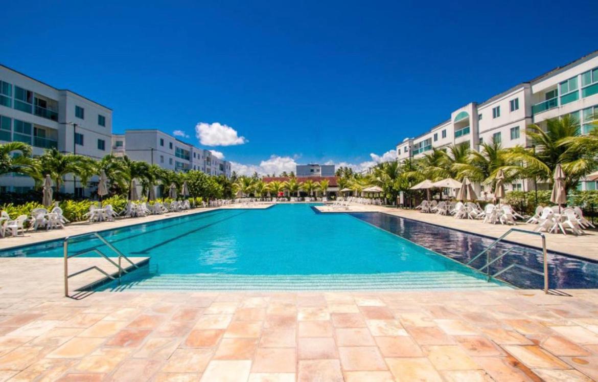 Flat Palm village