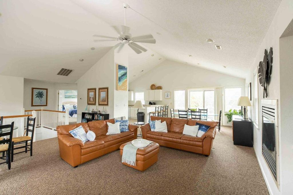 1824 - Country Roads by Resort Realty
