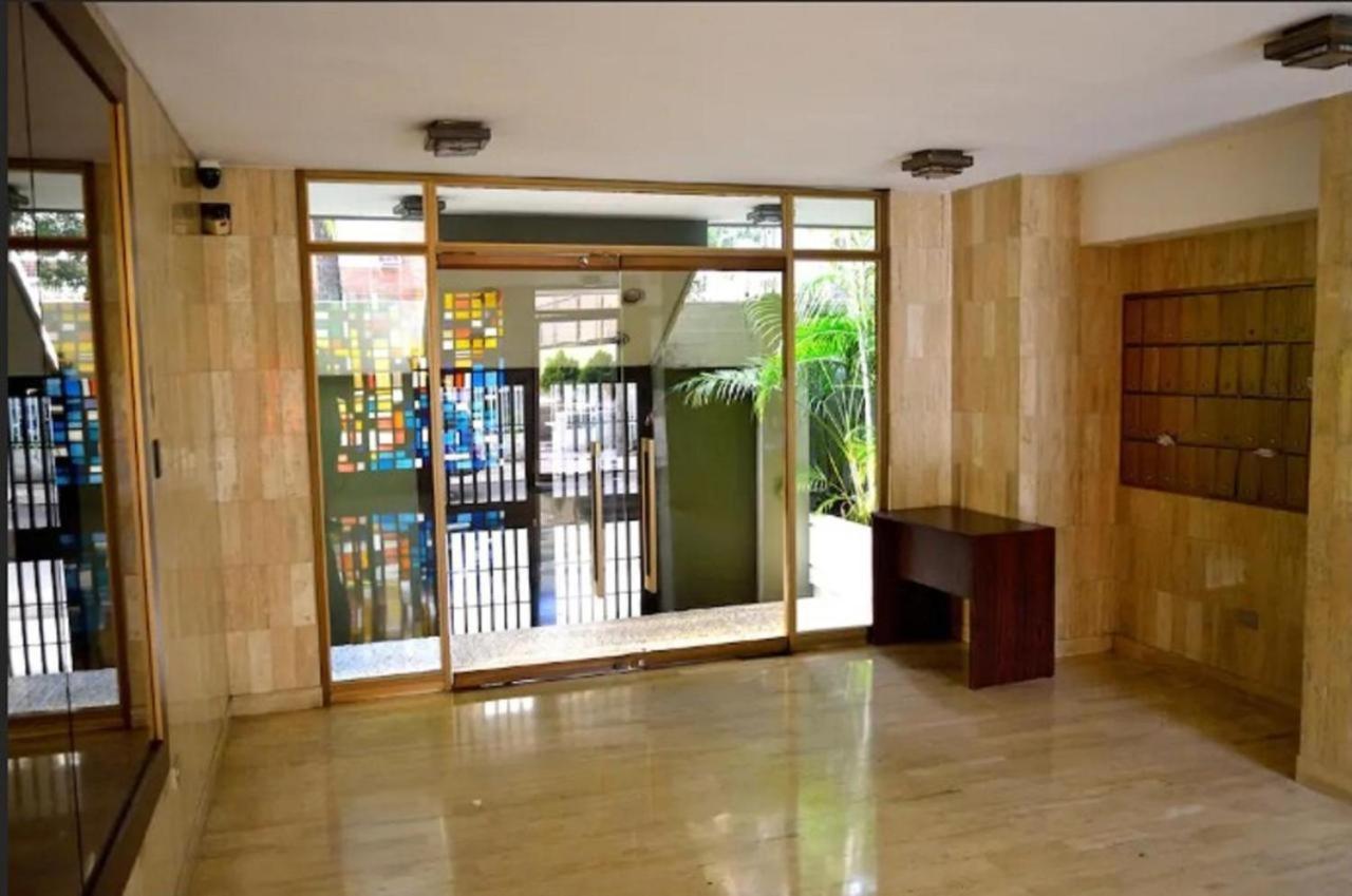 Apartosuites en Sabana Grande
