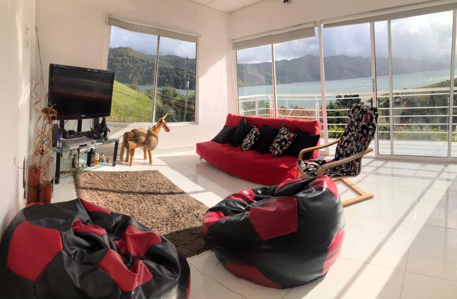 Lago calima home