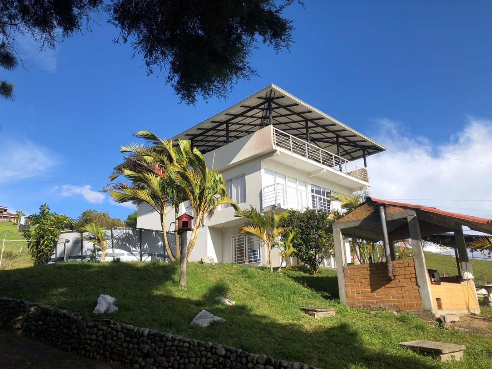 Lago calima home