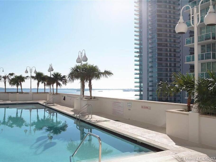 *Luxury Brickell High Rise Condo City/Ocean Views*