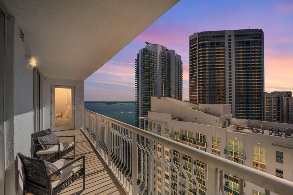 *Luxury Brickell High Rise Condo City/Ocean Views*
