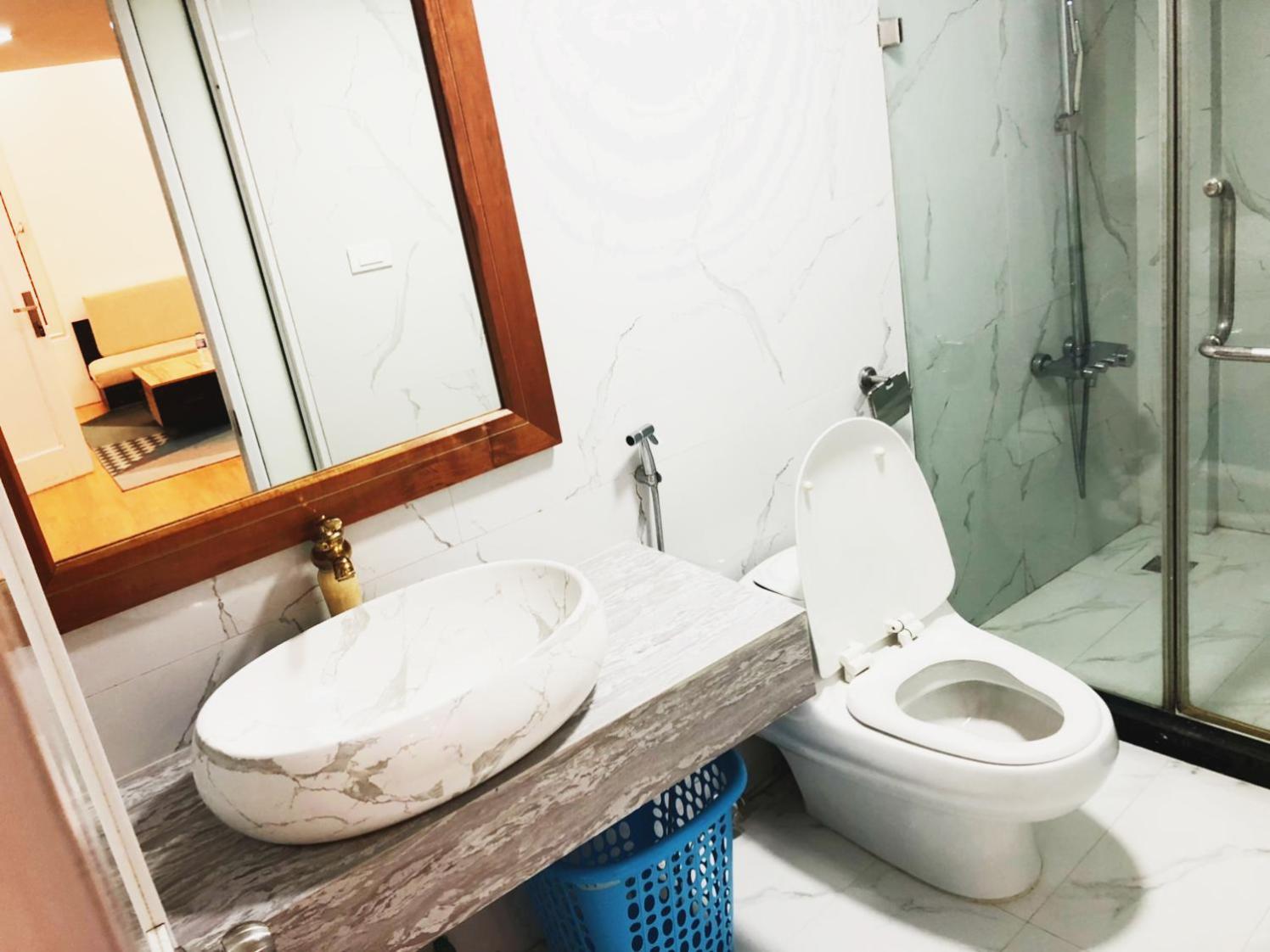 Sumitomo Tower-1 Bed Apartment & Hotel