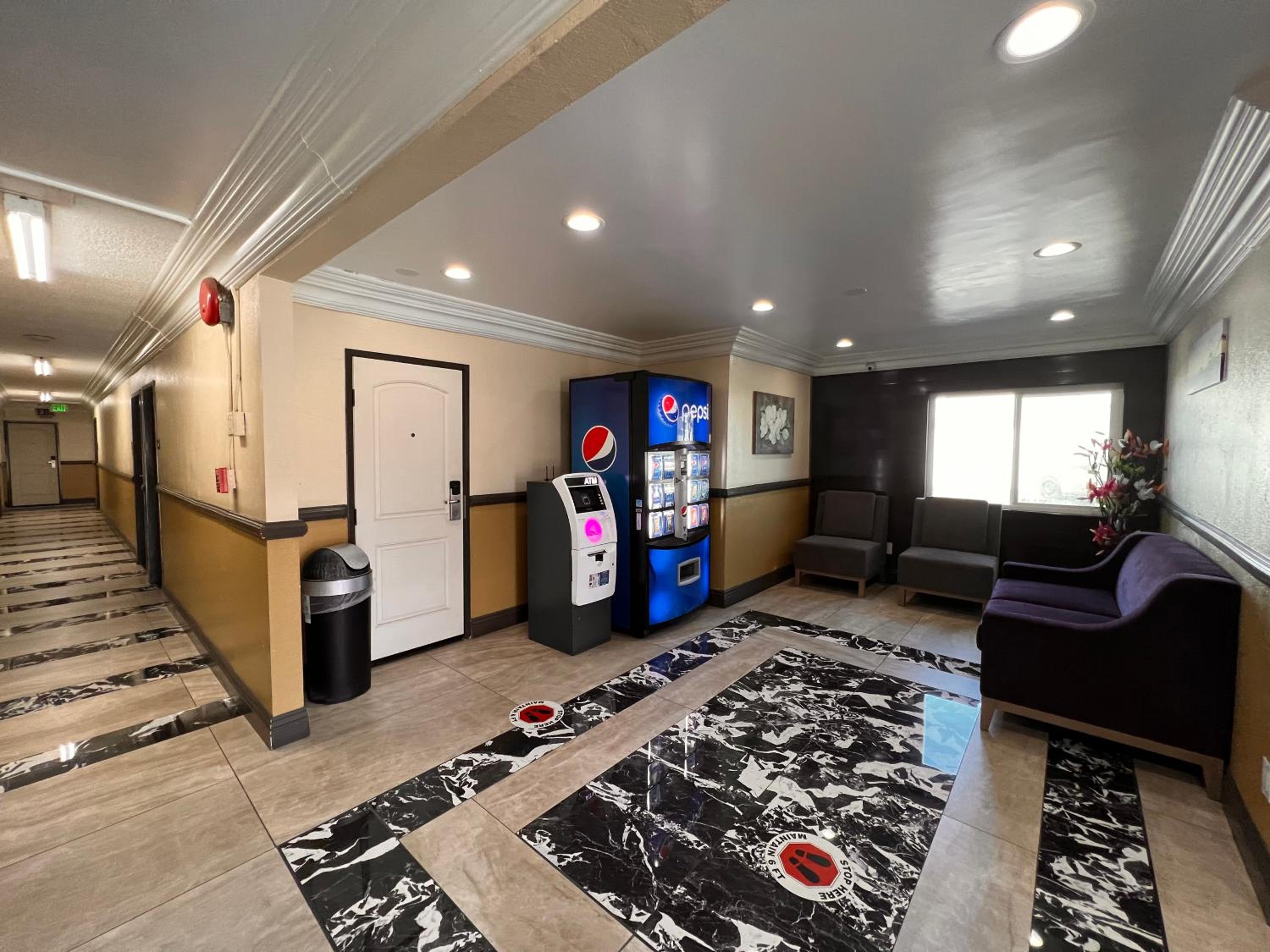 The Patio Motel - Los Angeles, LAX view 5