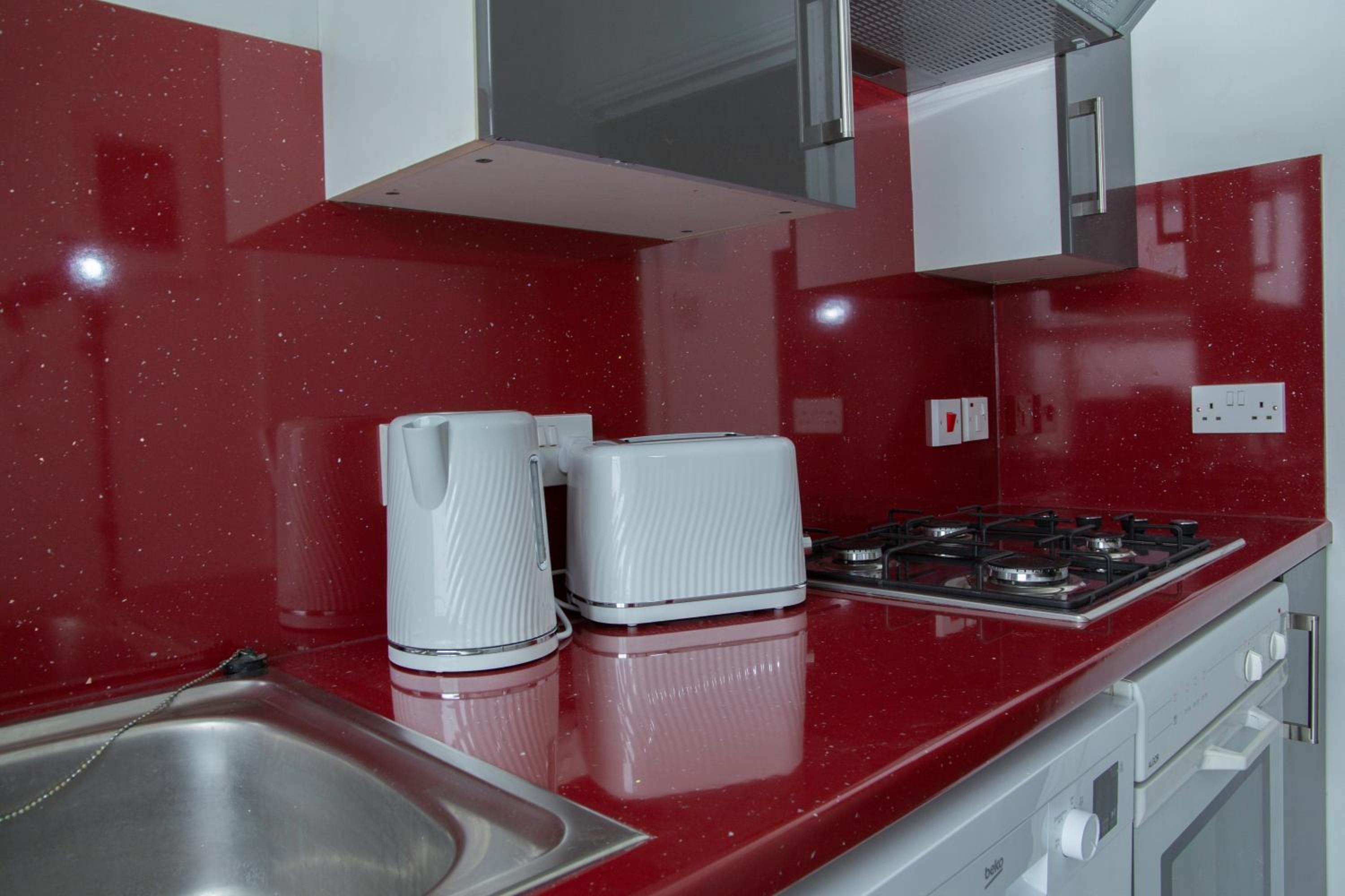 Henry V Apartment With Sea Views