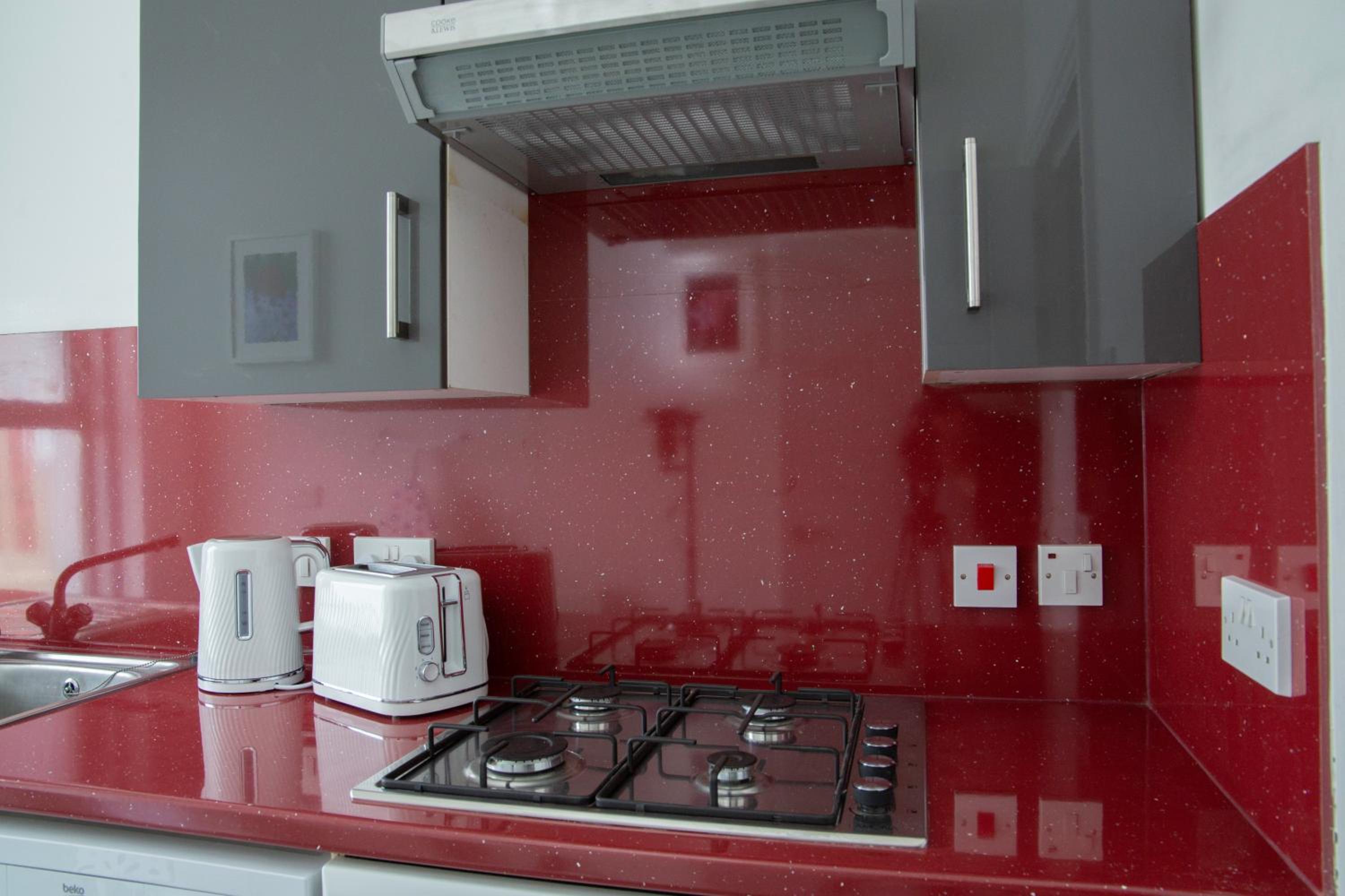 Henry V Apartment With Sea Views