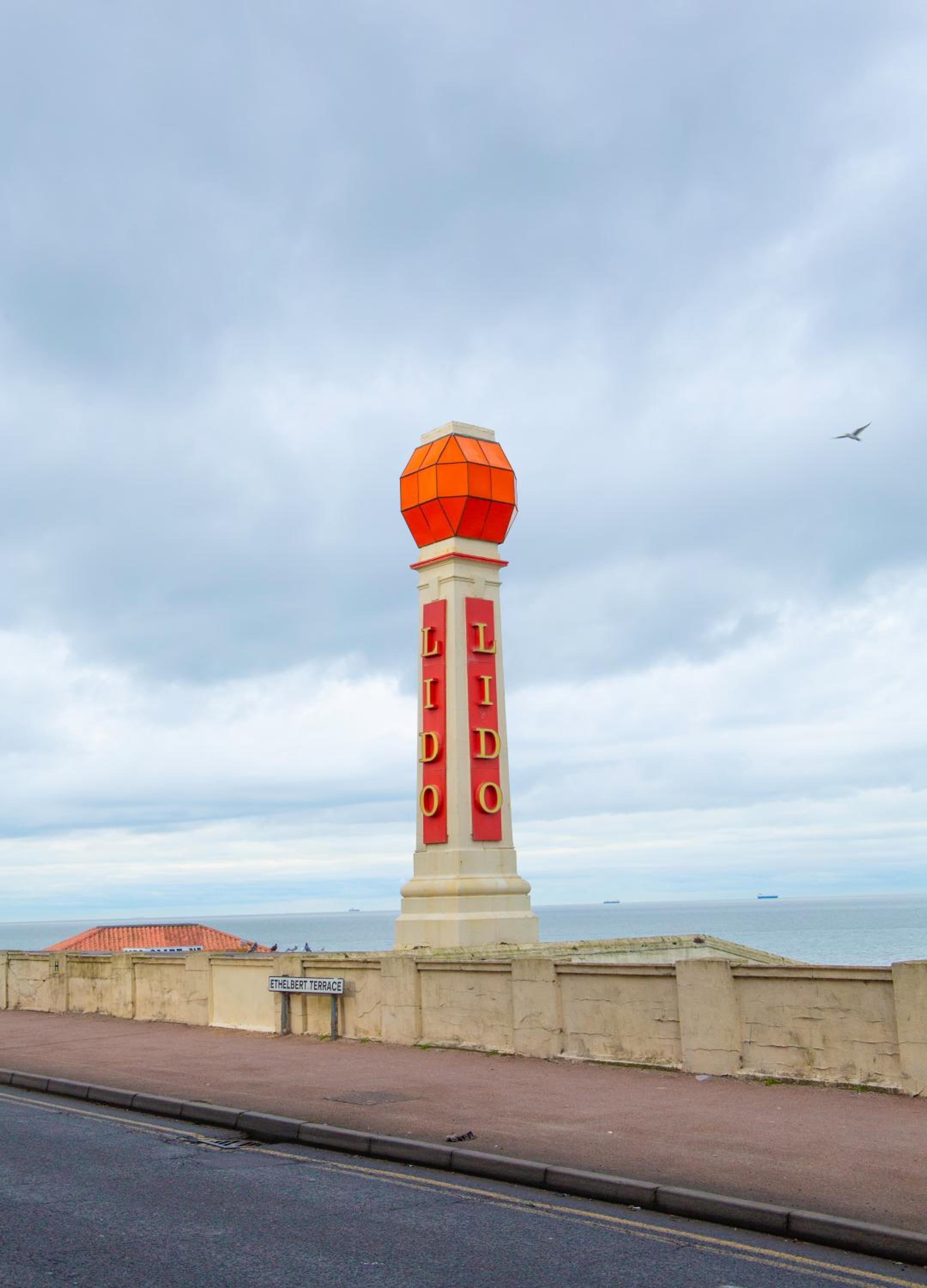 Henry V Apartment With Sea Views