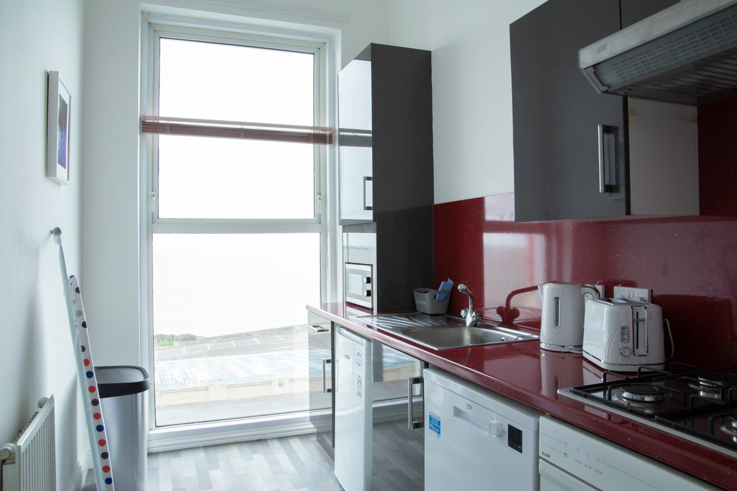 Henry V Apartment With Sea Views