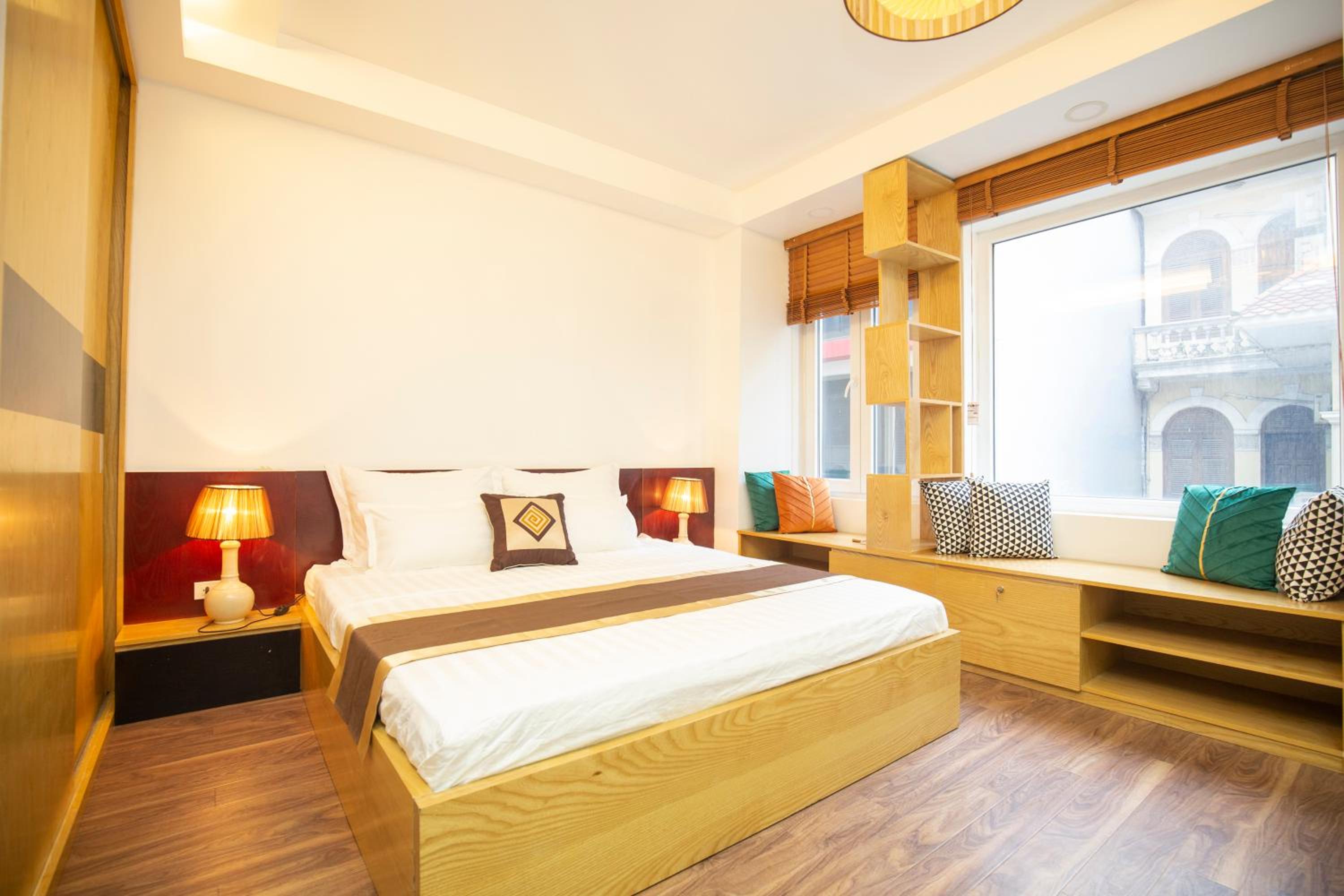 Sumitomo 3 Apartment for Japanese at 535 Kim Ma