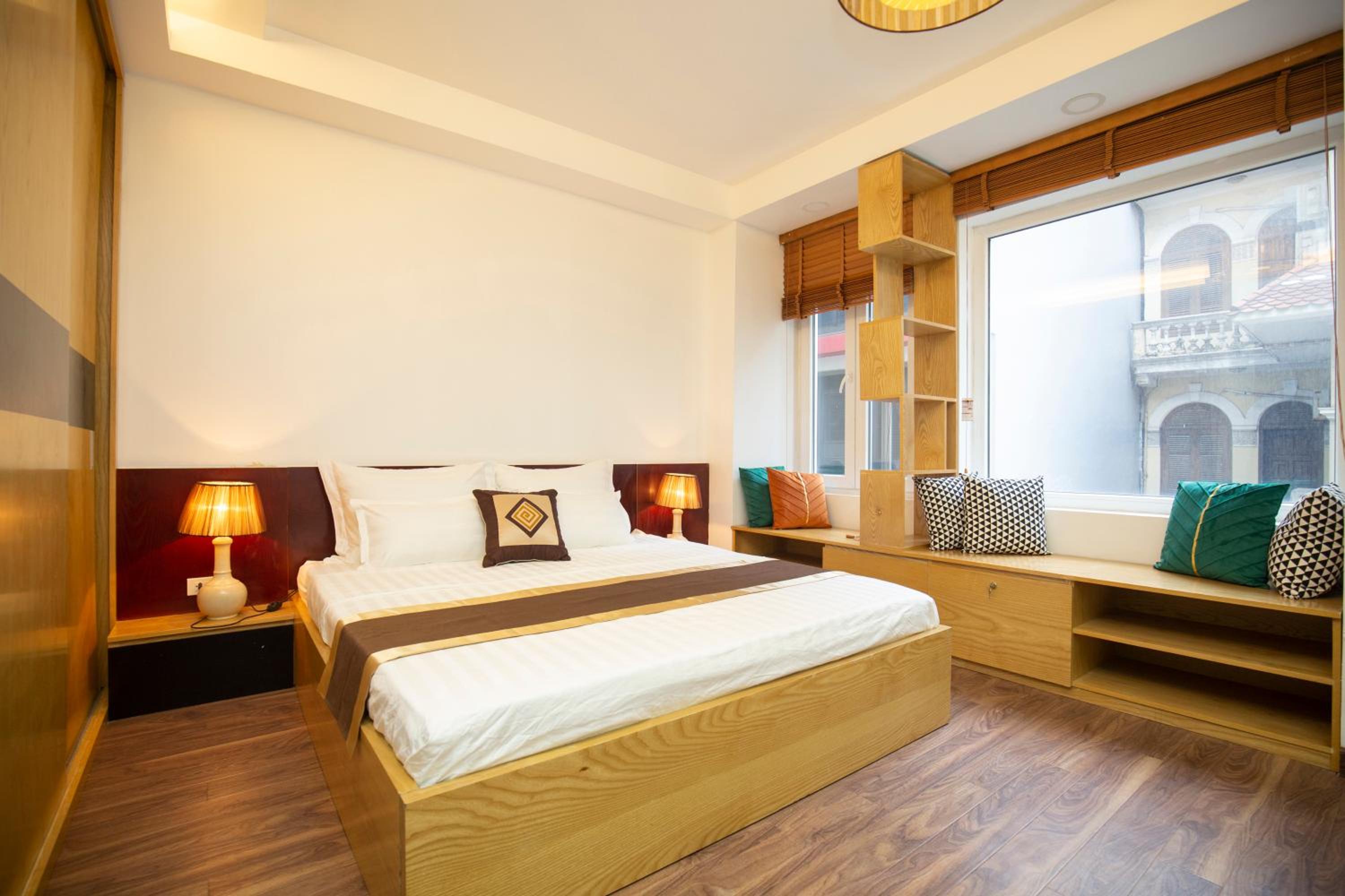 Sumitomo 3 Apartment for Japanese at 535 Kim Ma