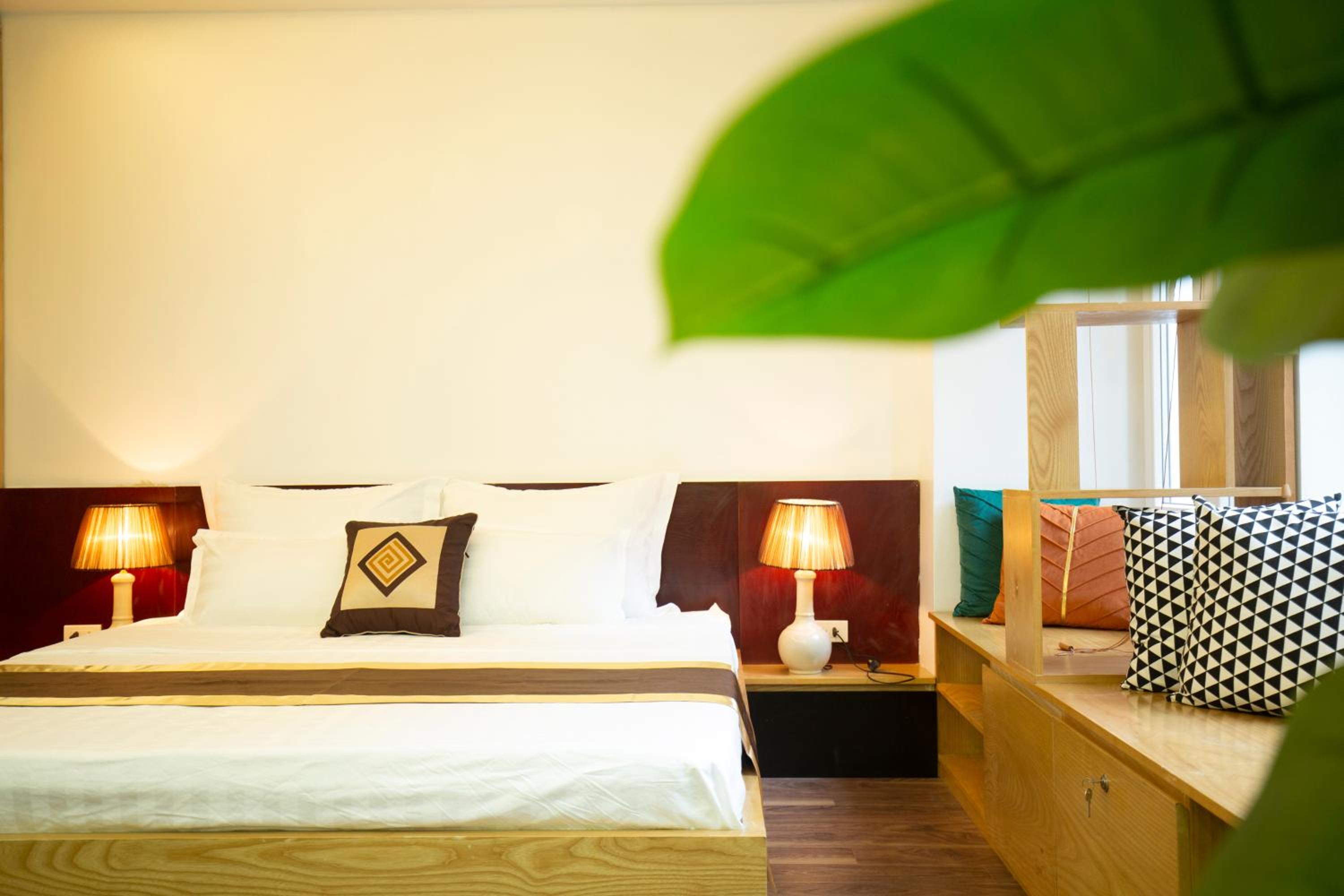 Sumitomo 3 Apartment for Japanese at 535 Kim Ma