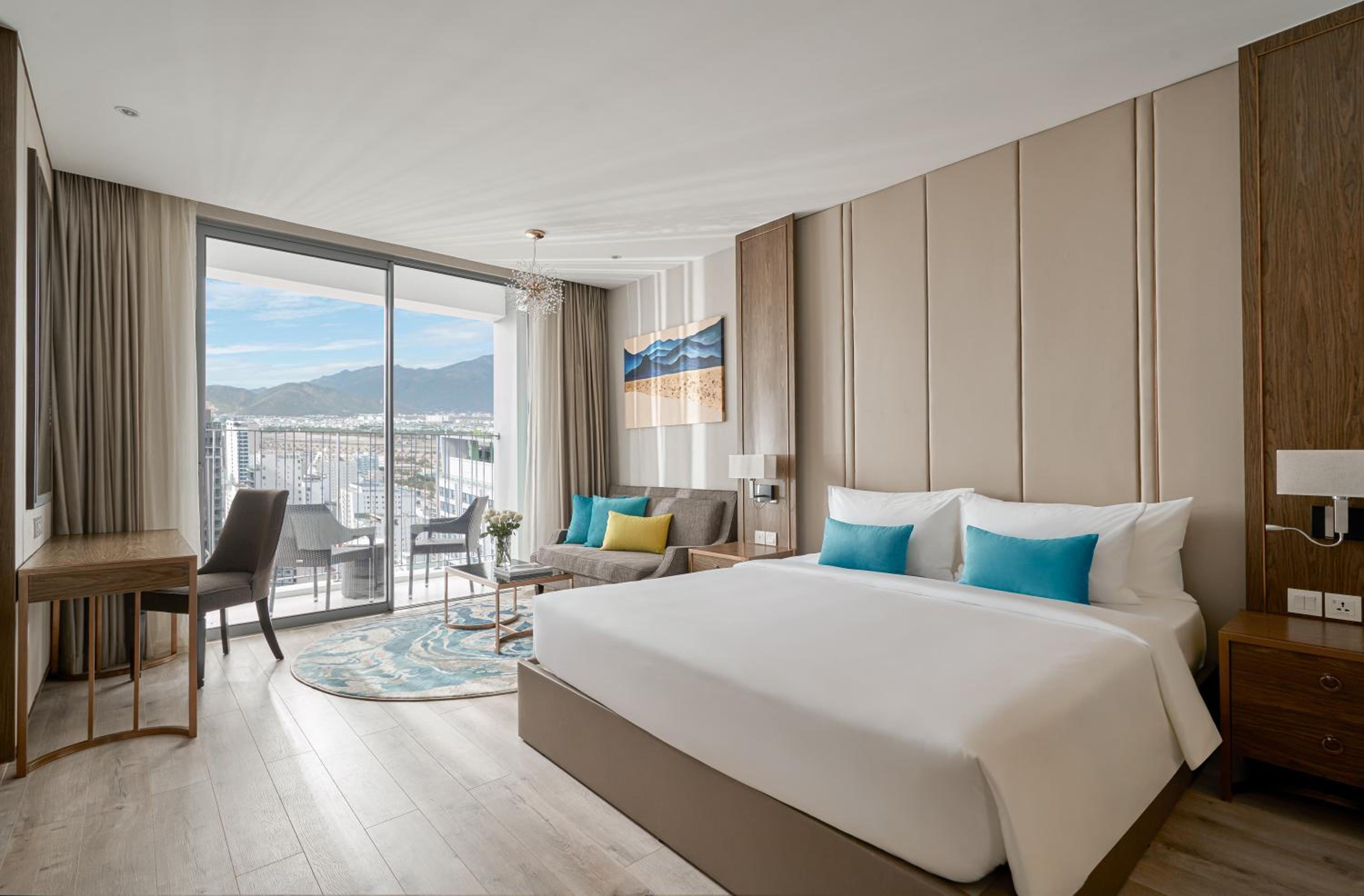 Capital Panorama Apartment