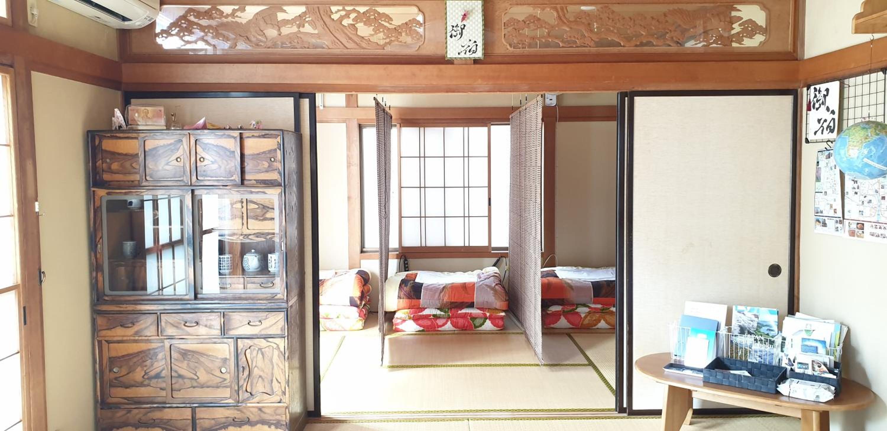 Guesthouse Oyado Iizaka view 3