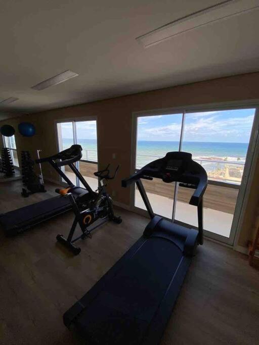 Lindo e novo apto com vista para o mar de Pituba c/garagem