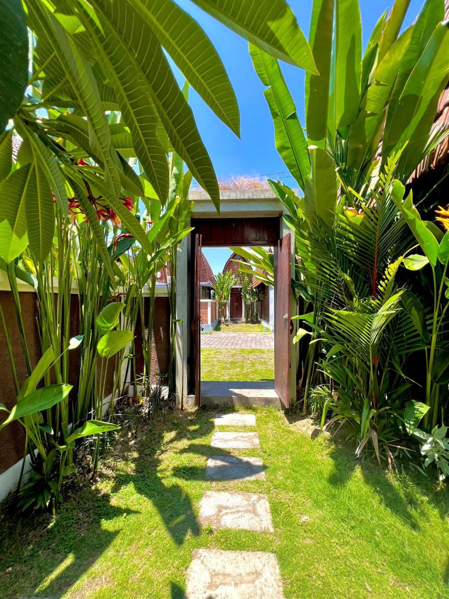 Bhumi Lovina Residence & Villa view 2