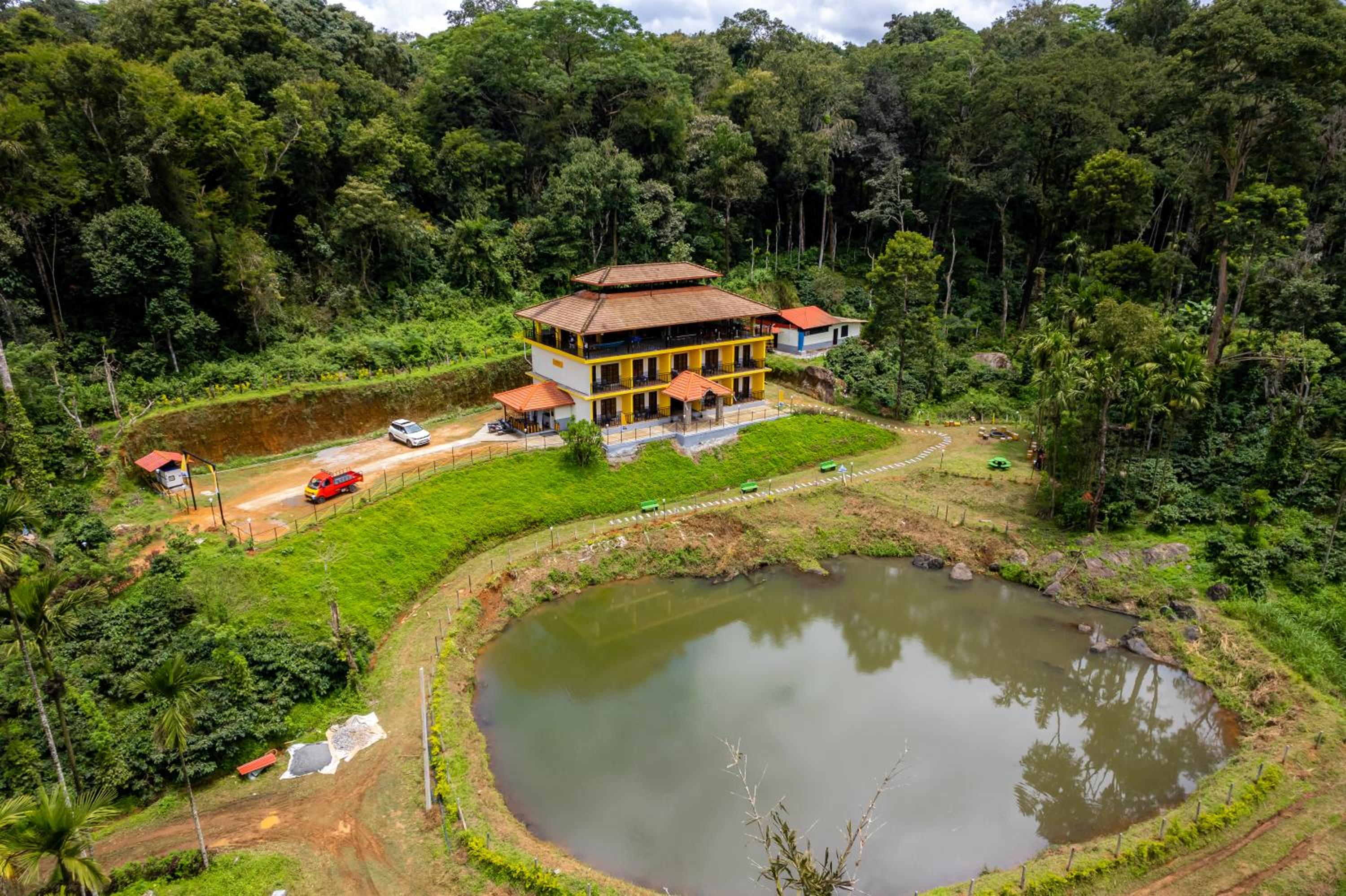The Hosteller Coorg Rainforest, Madikeri view 5
