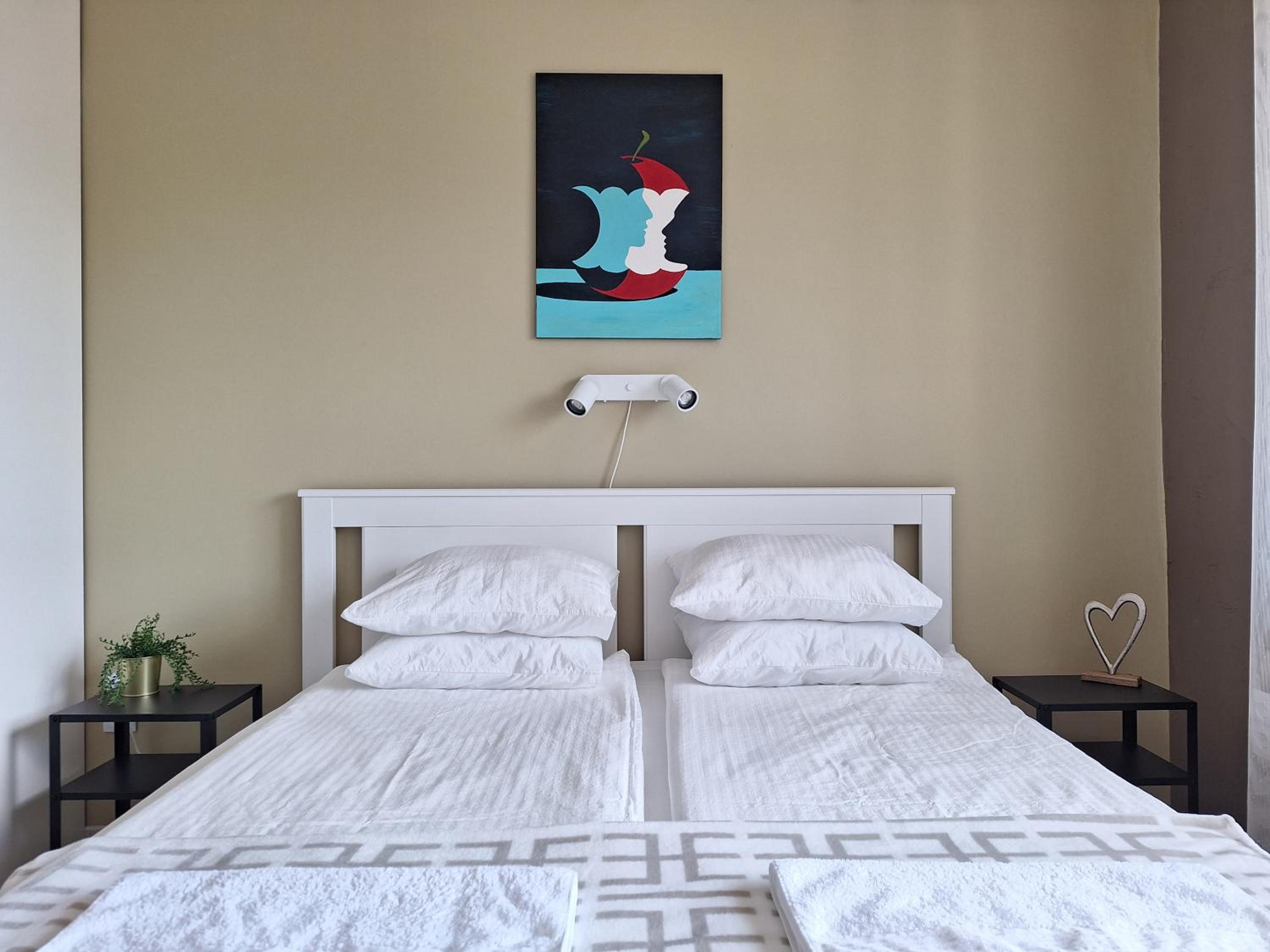 Kavics Apartman Tata
