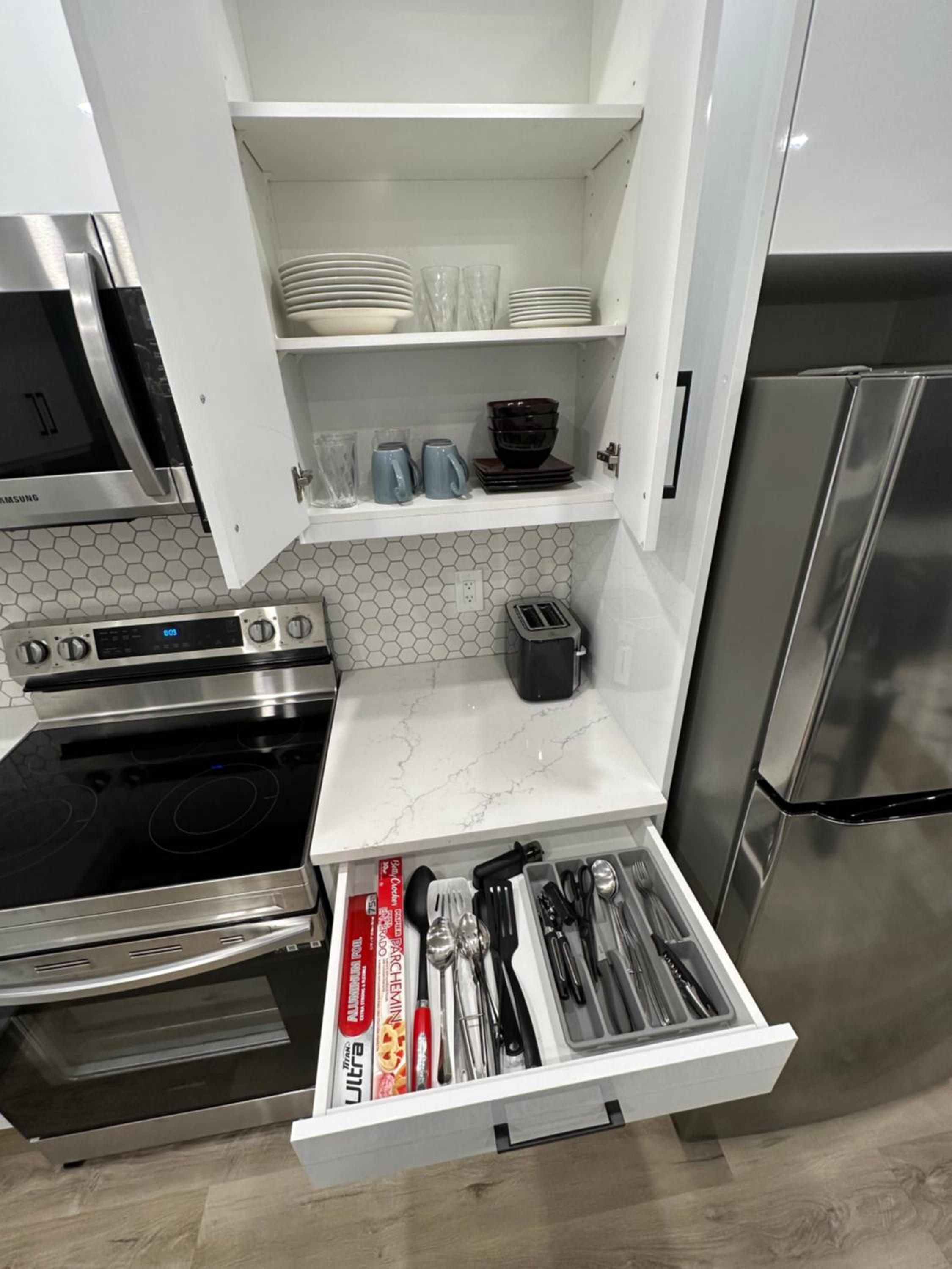 2 Bedroom 2 Washrooms Brand New Beautiful & Cozy Suite