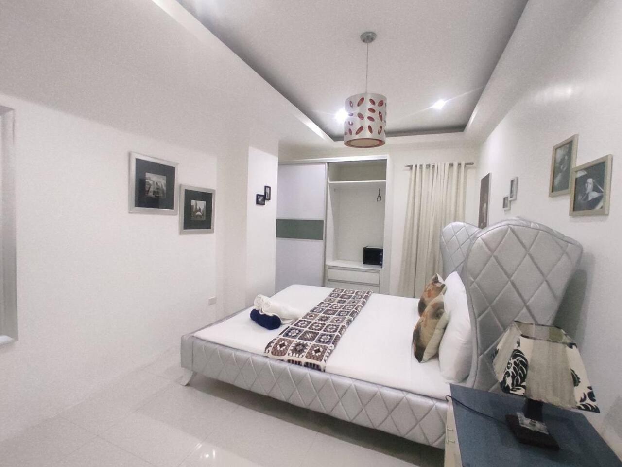 Condo at Kandi tower 1 view 5