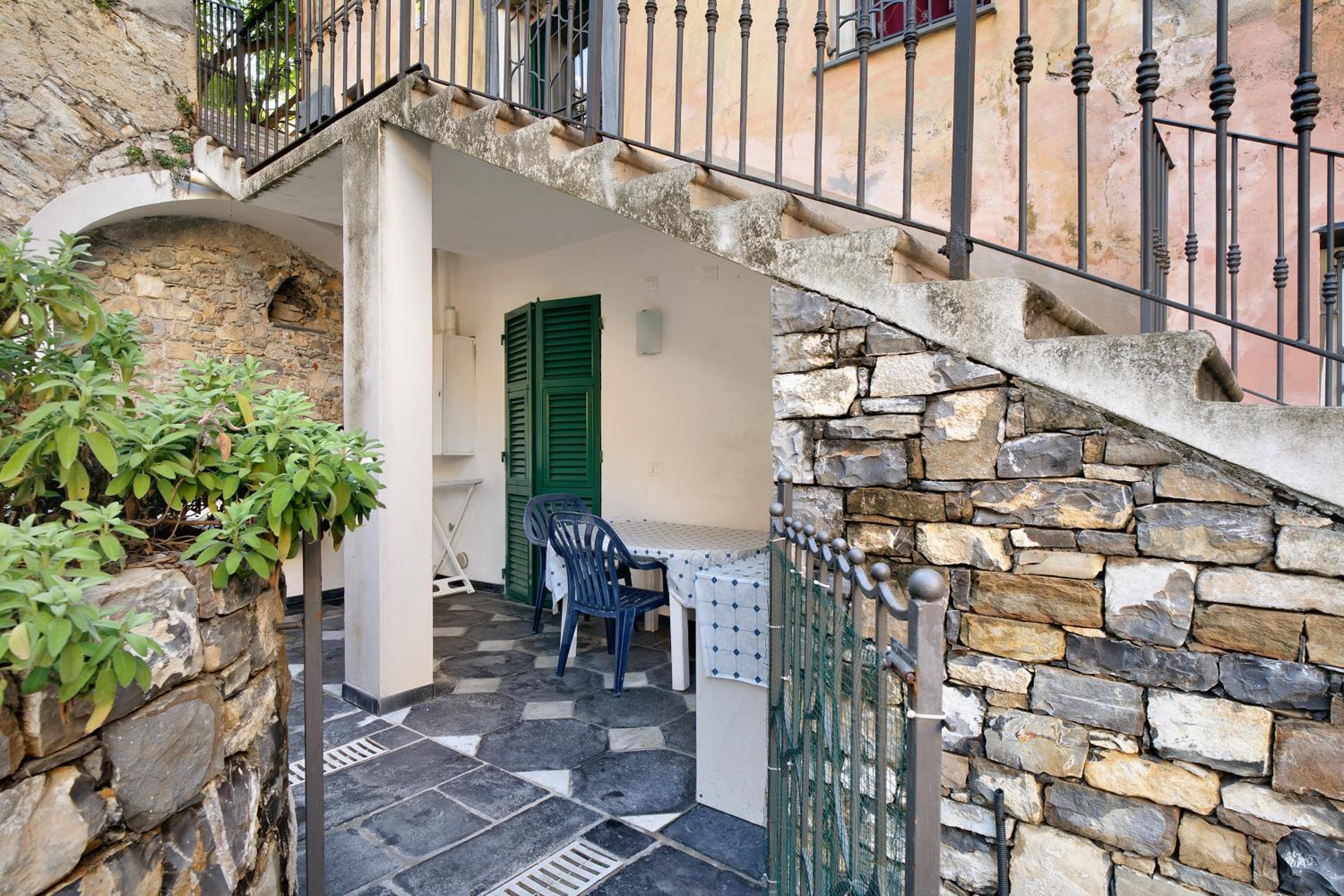 Inglese, borgo dei pescatori view 3