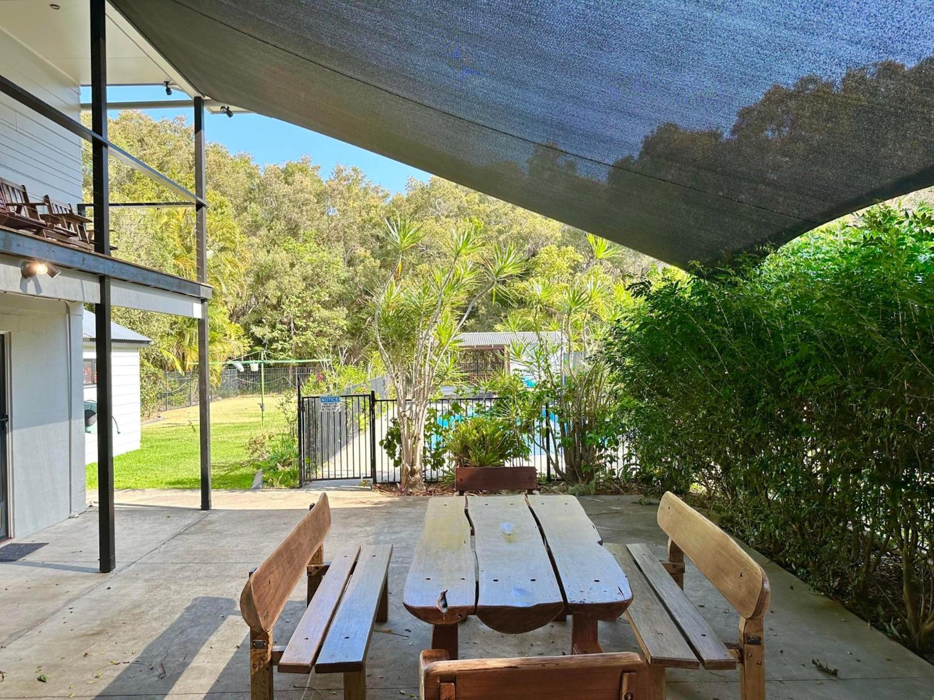 Bayview Beach House - Pet Friendly Holiday Home with a Pool - Holiday Yamba