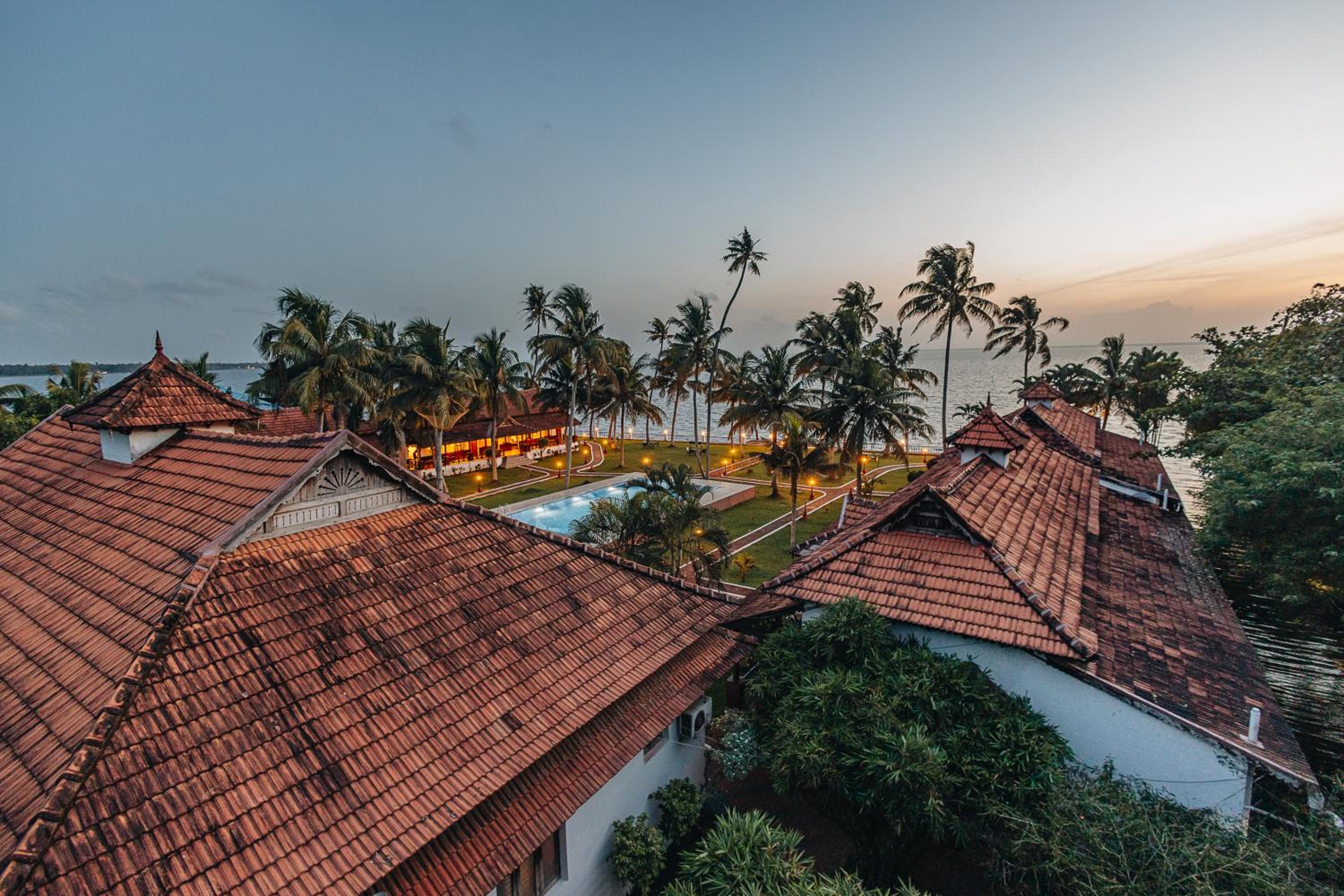 Cocobay Resort Kumarakom view 4