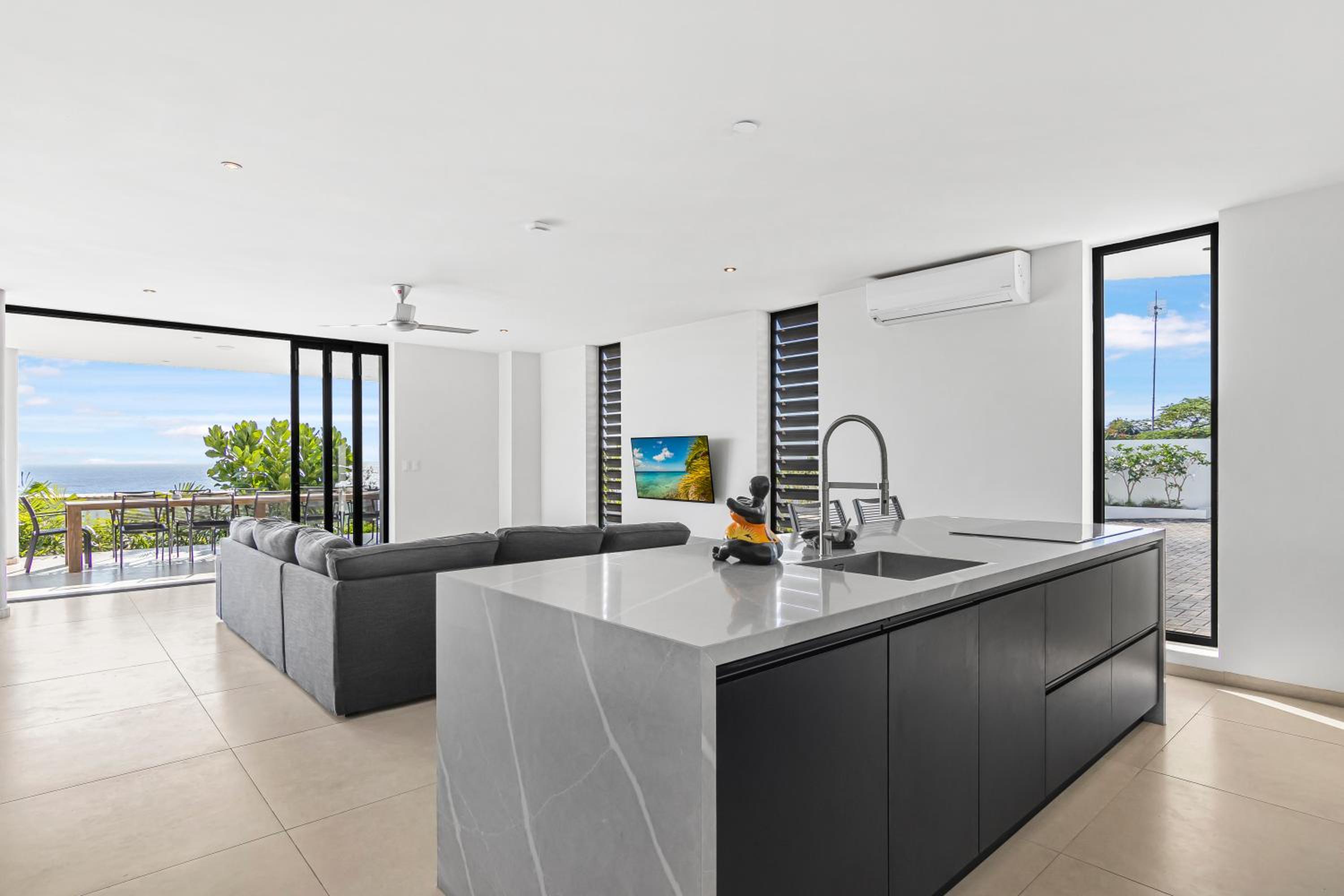 Luxury 12-Guest Villa in Gated Community with Pool, Ocean View & Private Beach Access
