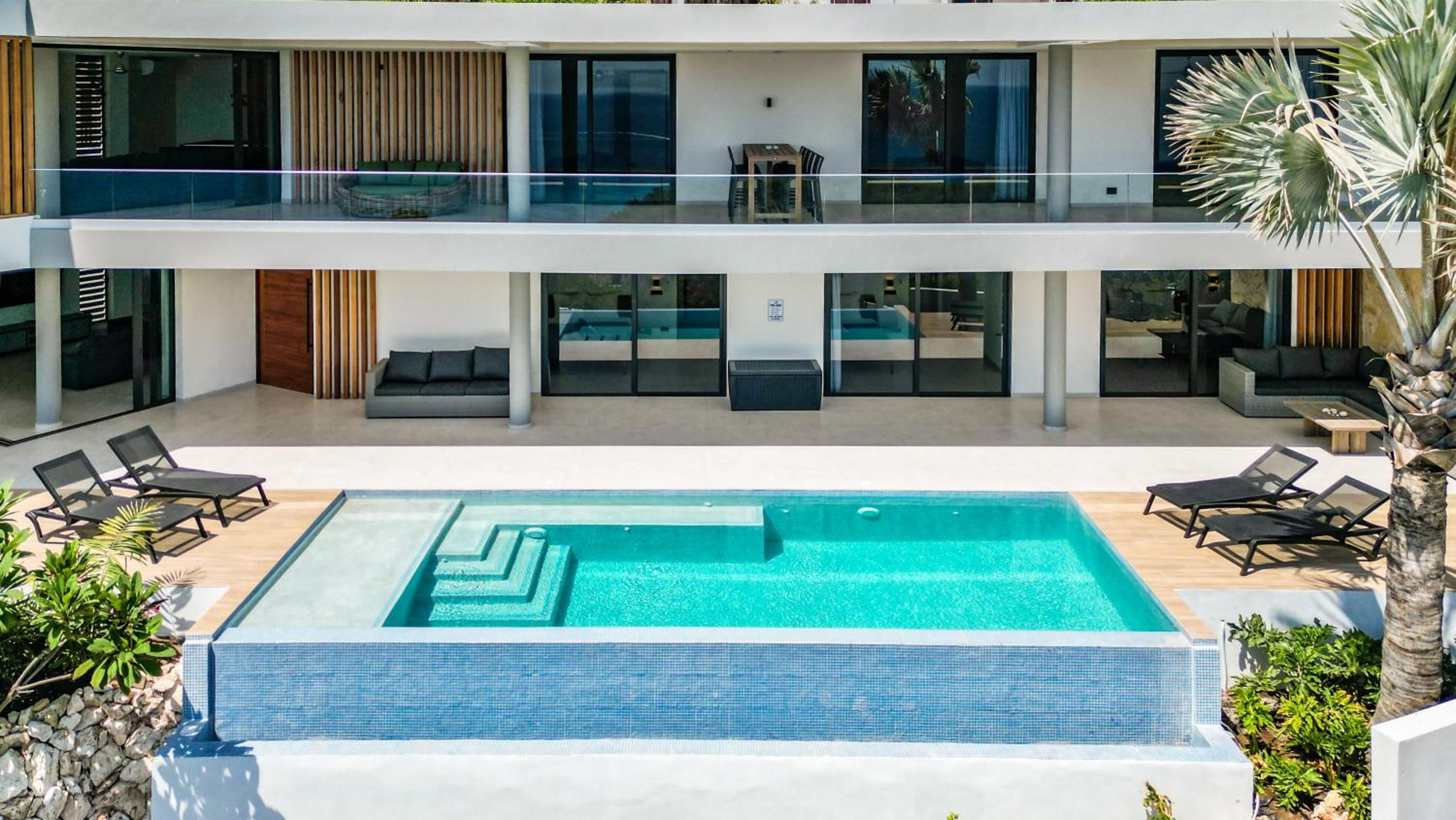 Luxury 12-Guest Villa in Gated Community with Pool, Ocean View & Private Beach Access