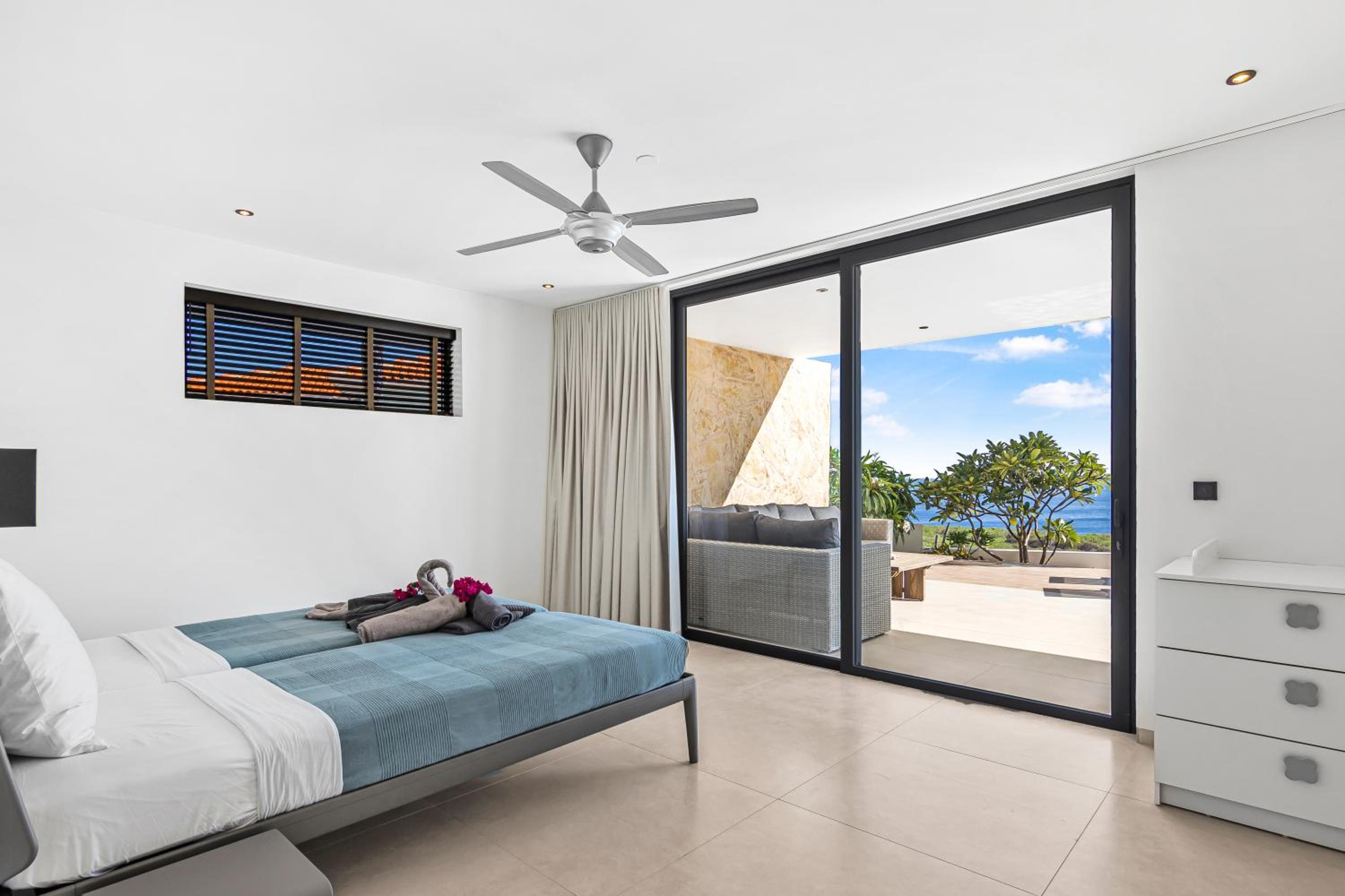 Luxury 12-Guest Villa in Gated Community with Pool, Ocean View & Private Beach Access