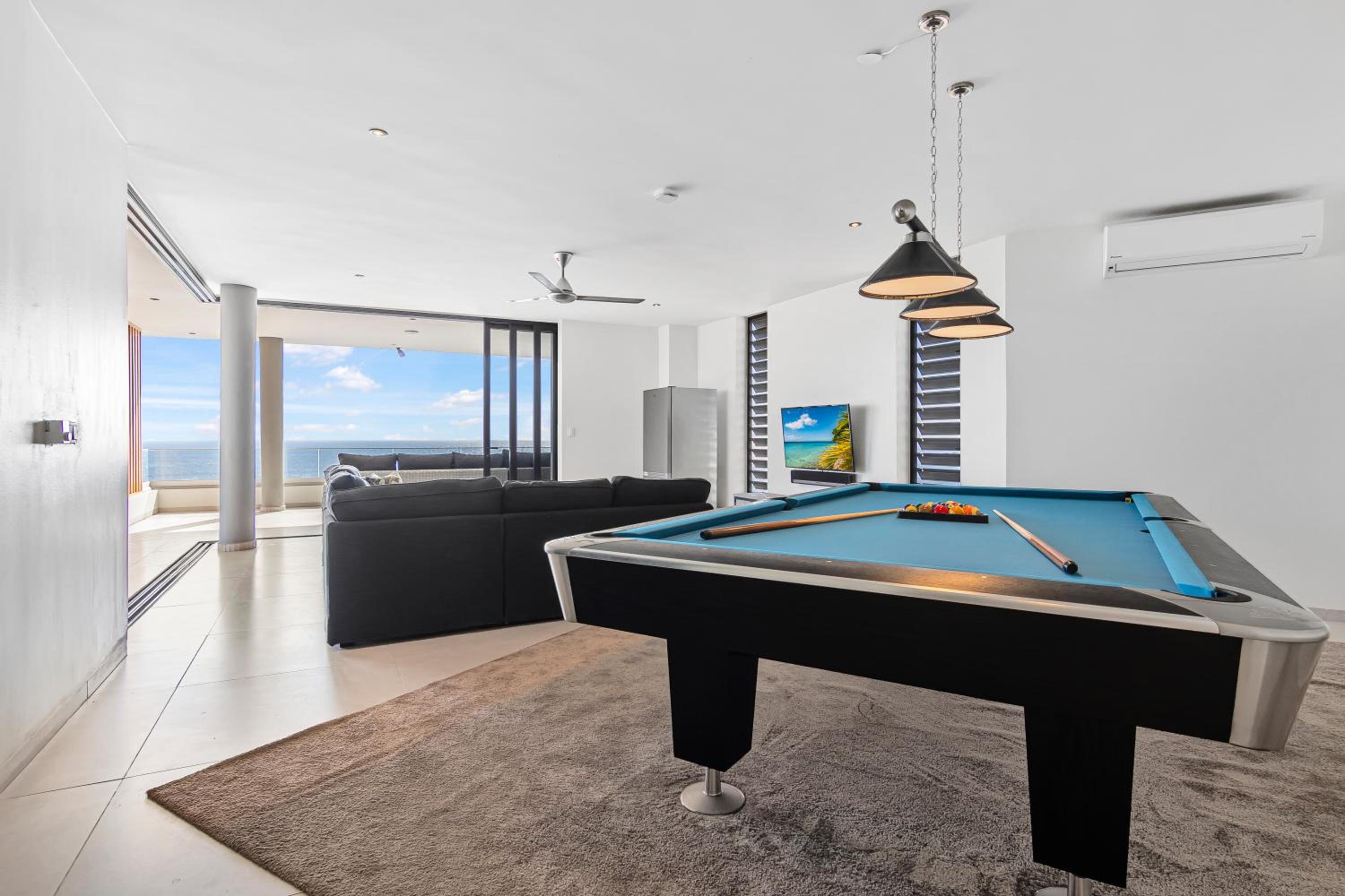 Luxury 12-Guest Villa in Gated Community with Pool, Ocean View & Private Beach Access