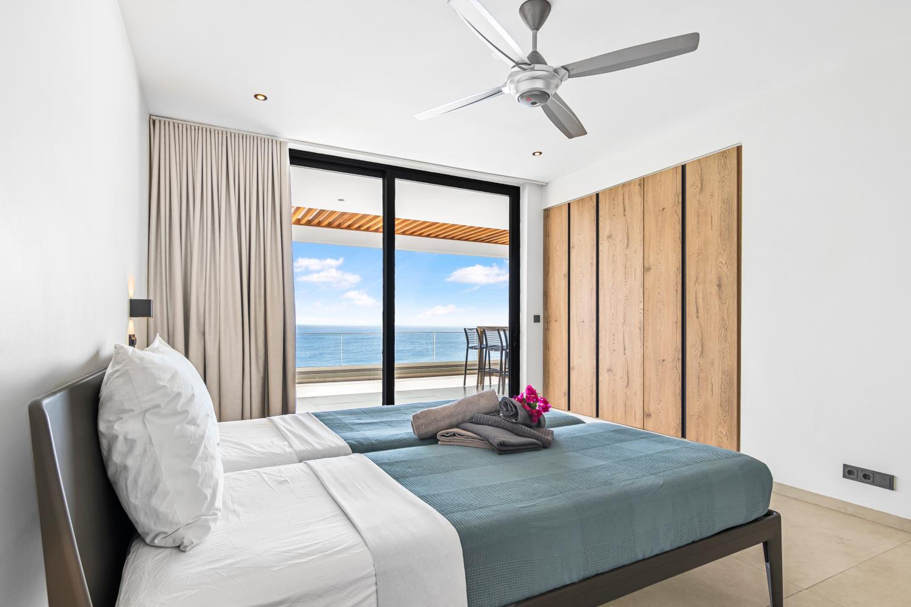 Luxury 12-Guest Villa in Gated Community with Pool, Ocean View & Private Beach Access