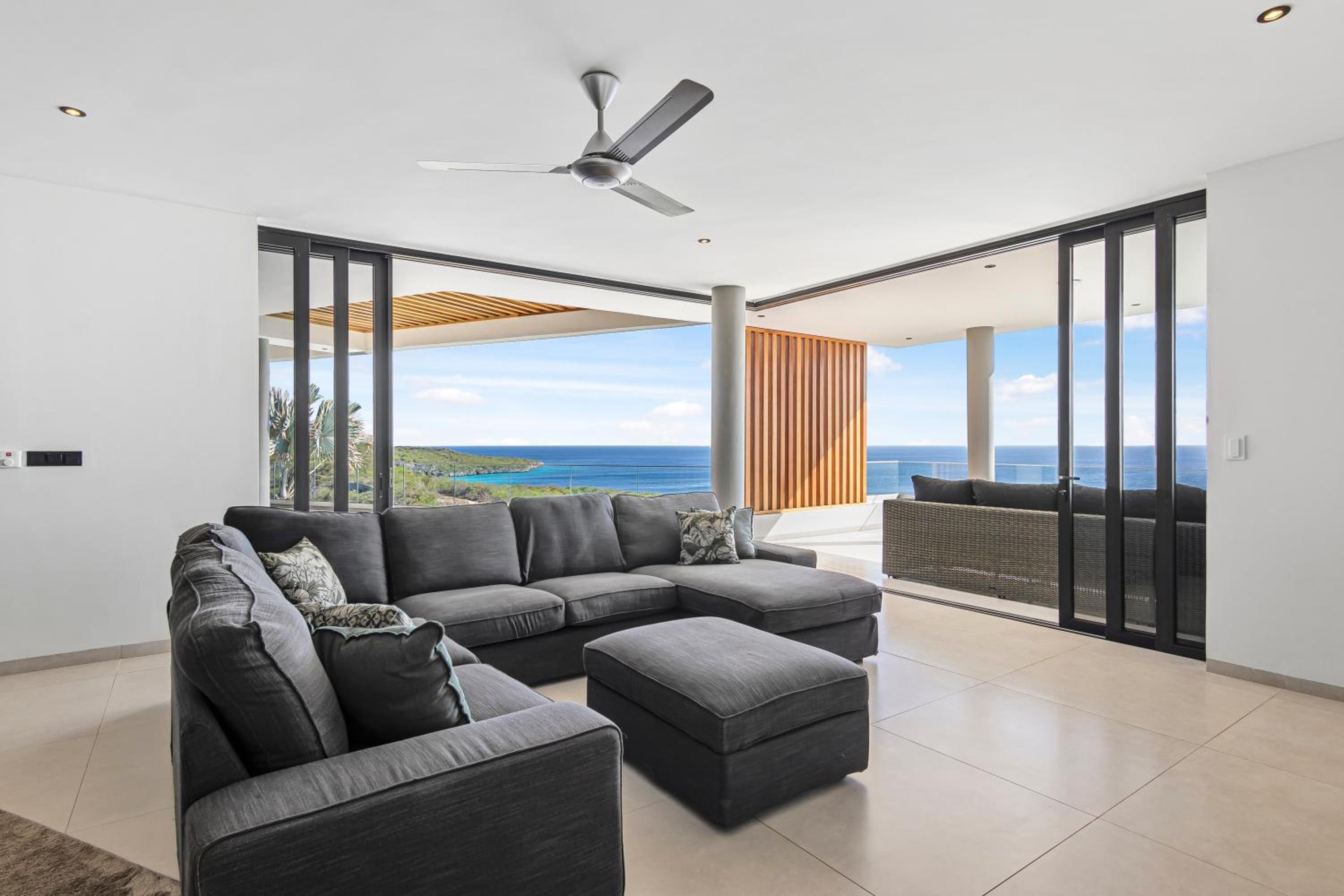 Luxury 12-Guest Villa in Gated Community with Pool, Ocean View & Private Beach Access