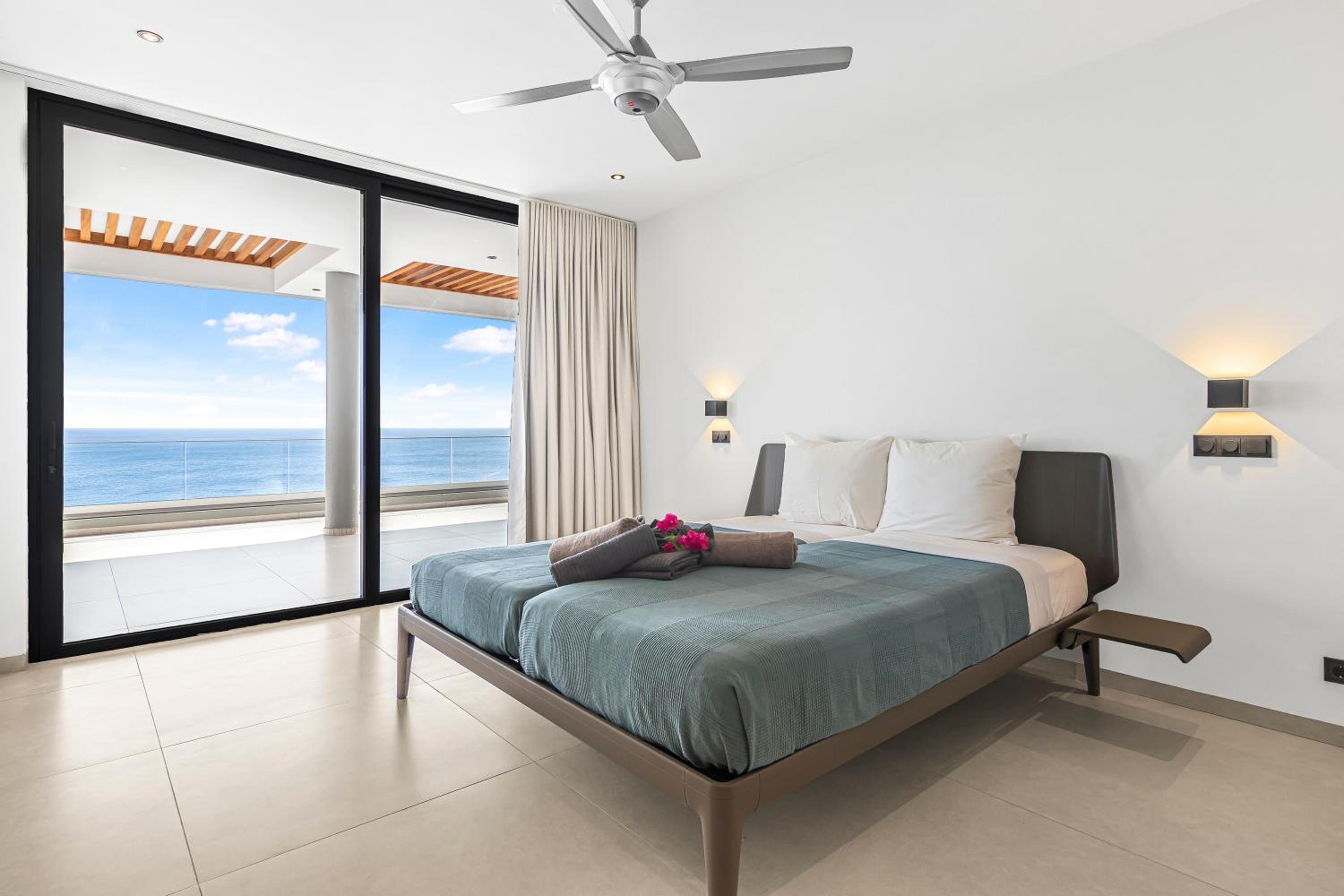 Luxury 12-Guest Villa in Gated Community with Pool, Ocean View & Private Beach Access