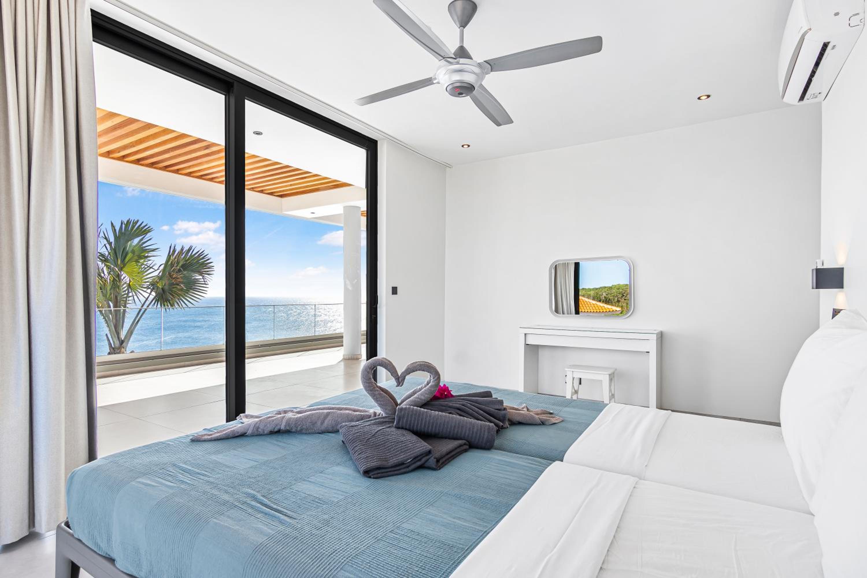 Luxury 12-Guest Villa in Gated Community with Pool, Ocean View & Private Beach Access