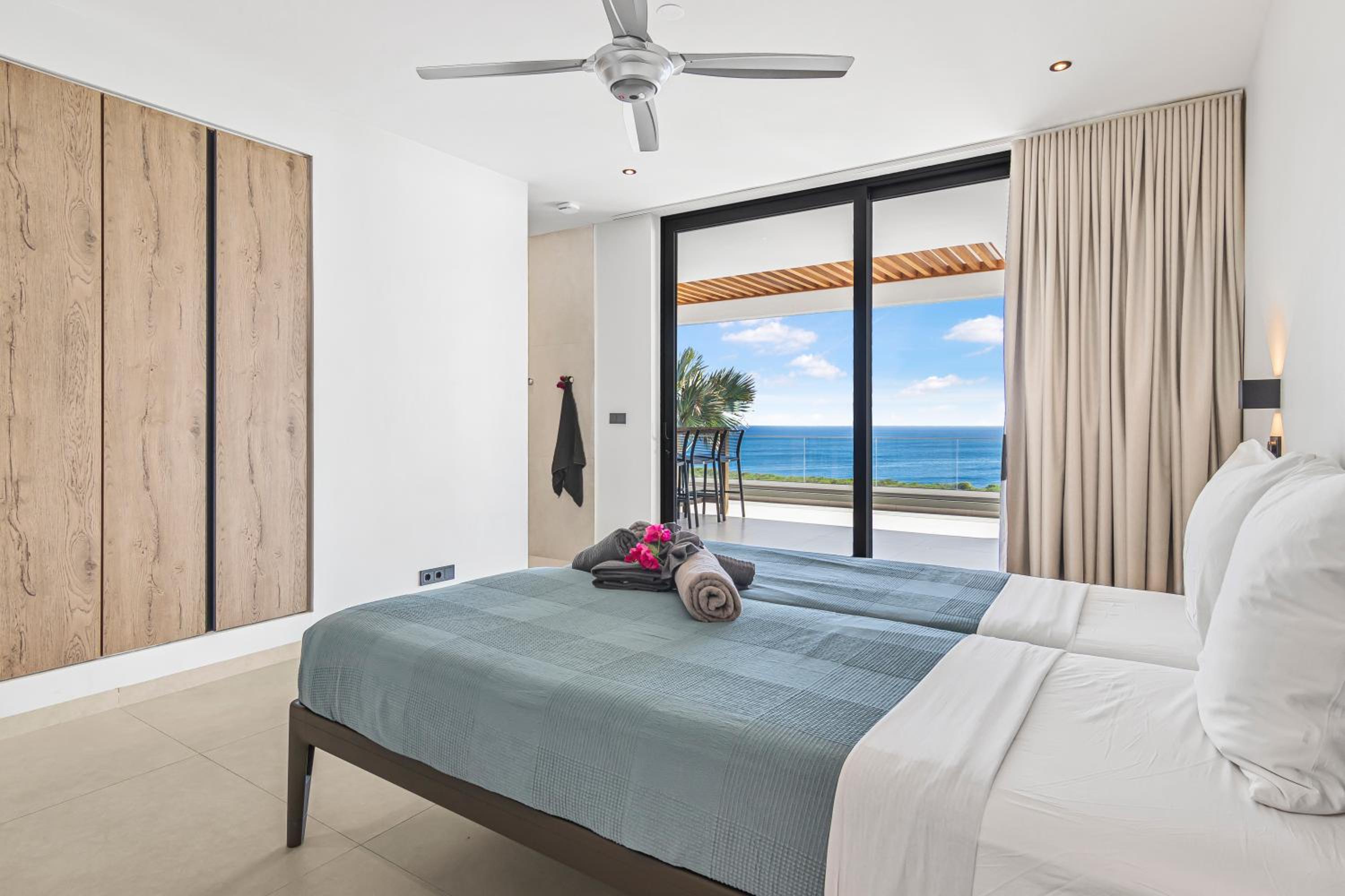 Luxury 12-Guest Villa in Gated Community with Pool, Ocean View & Private Beach Access