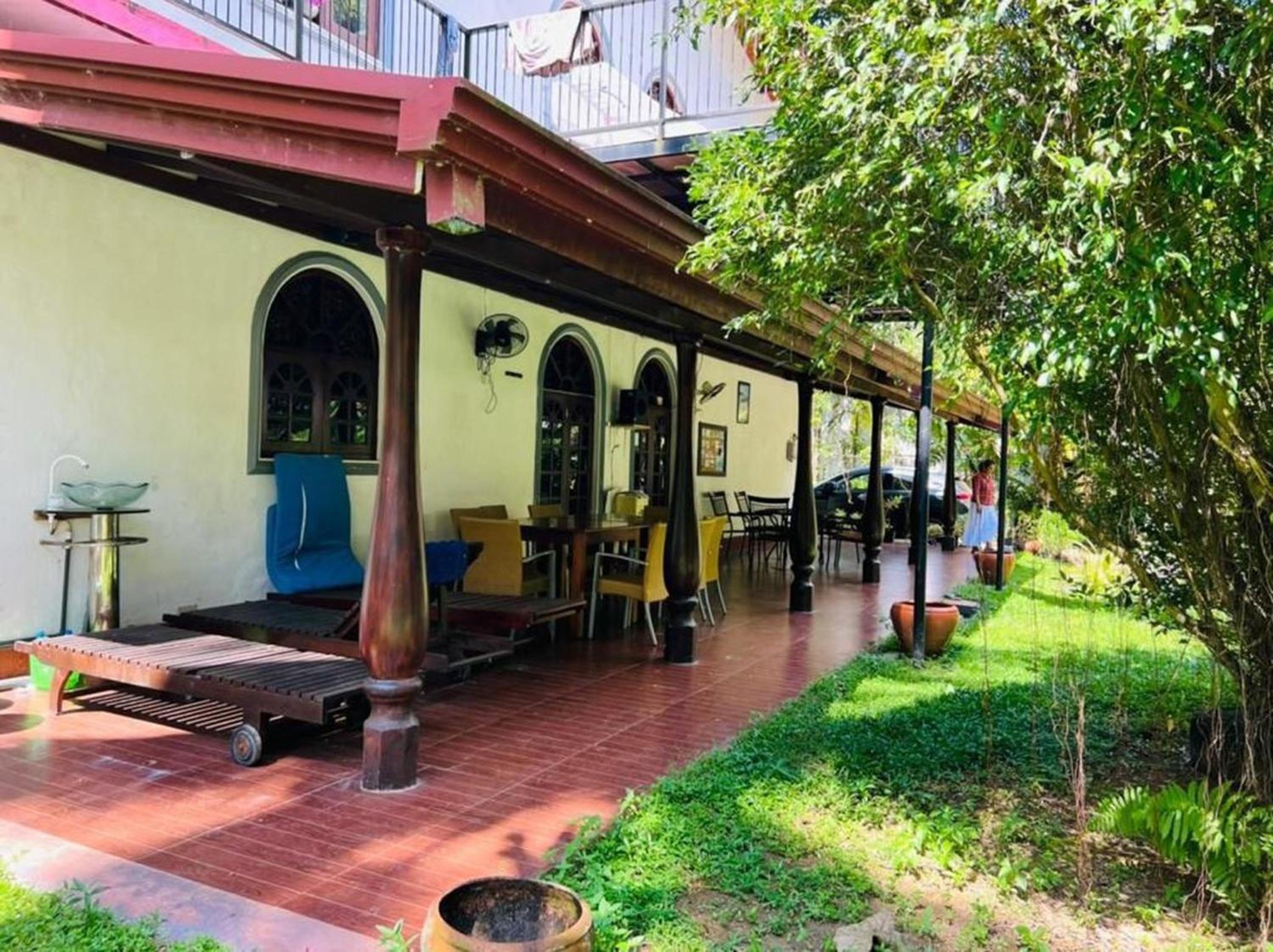 Manik Villa