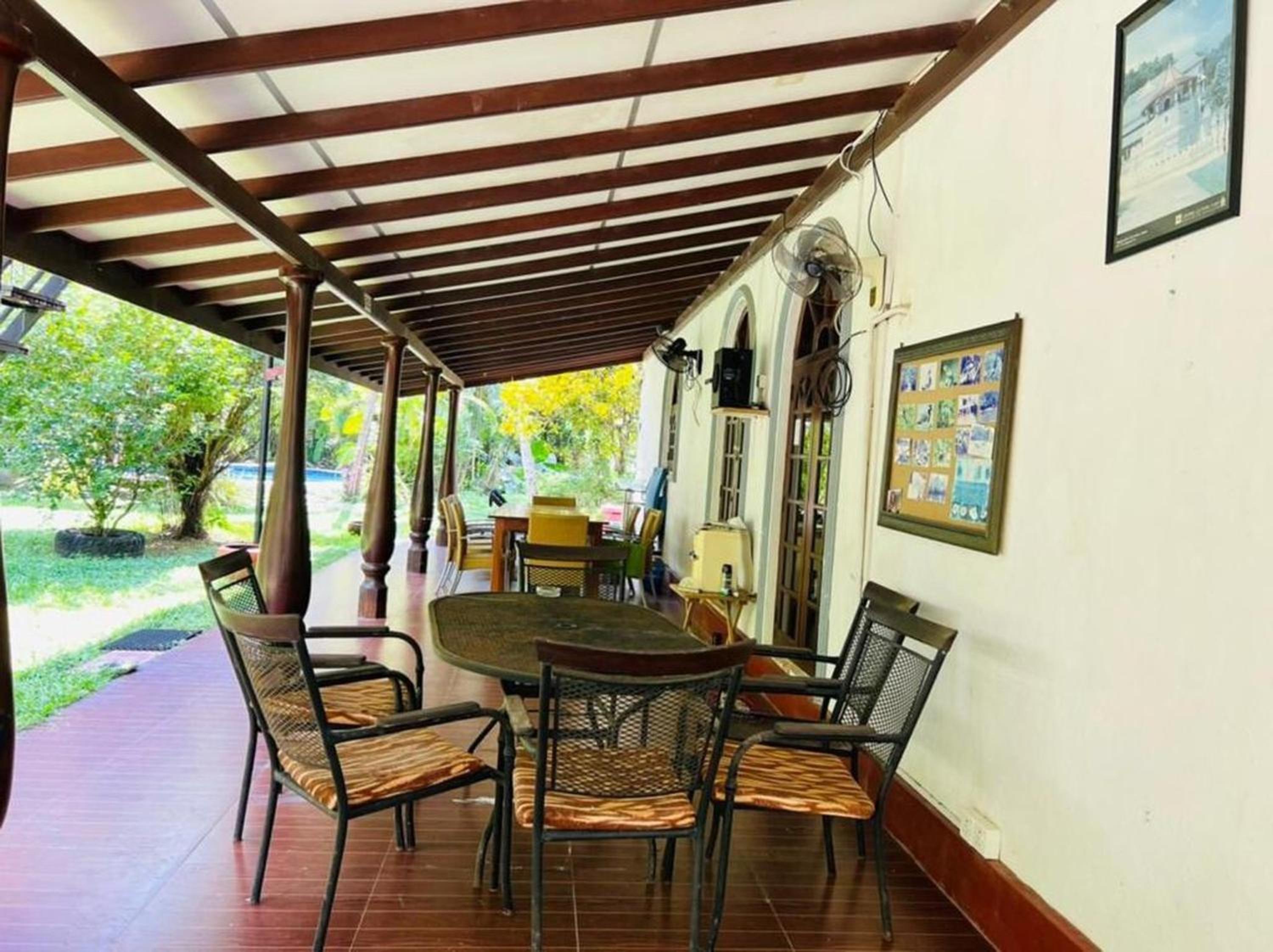Manik Villa