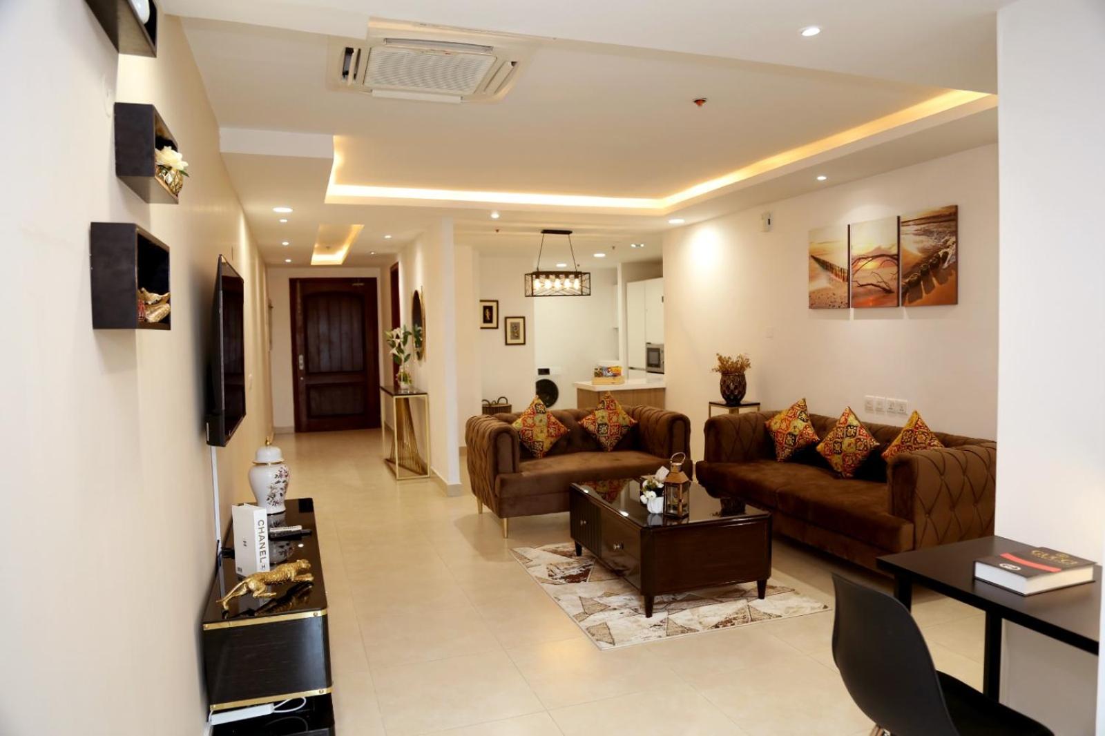 Luxury Apartment with Balcony in Gold Crest, DHA - Skyview Suite view 5