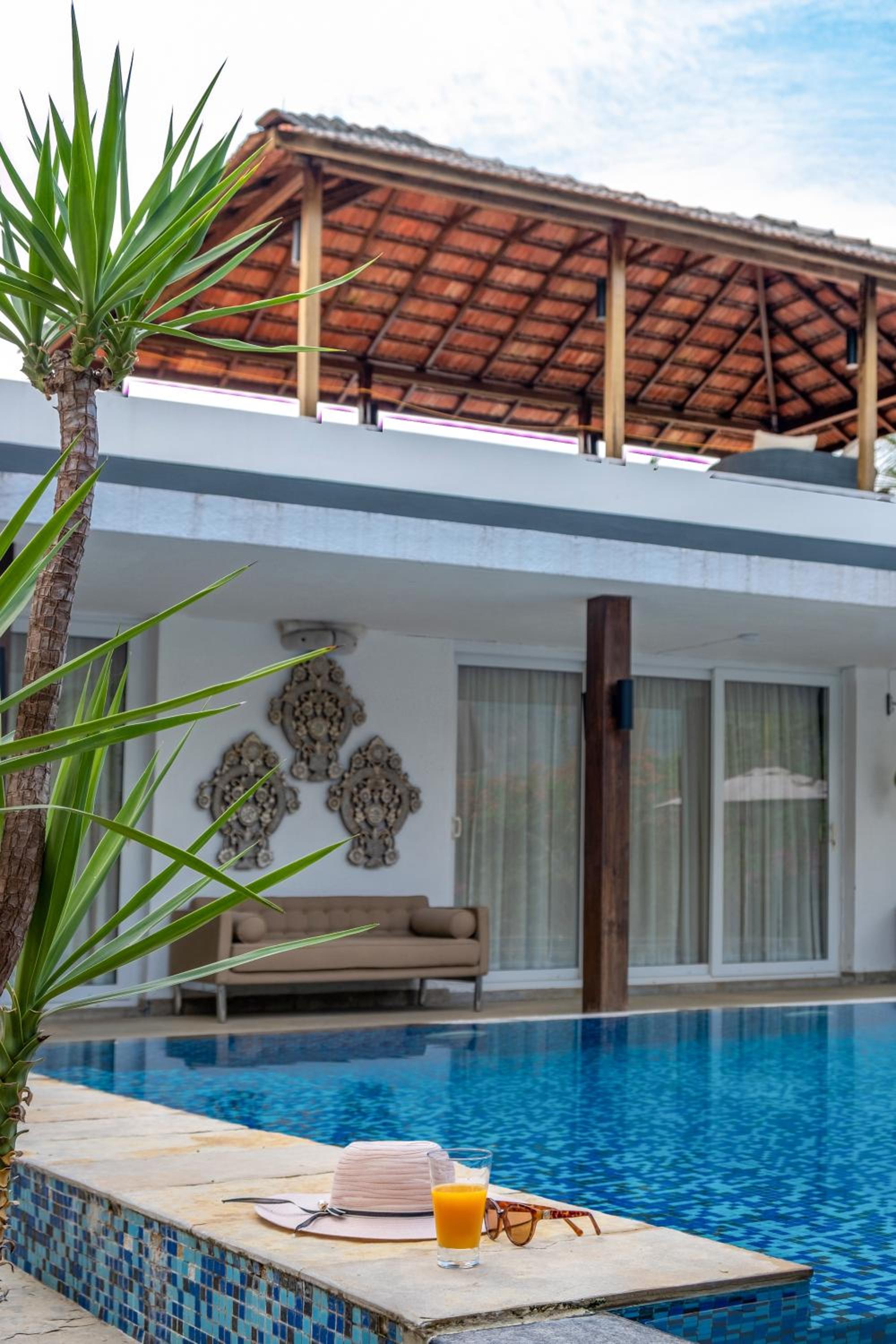 LohonoStays Villa Amber view 5