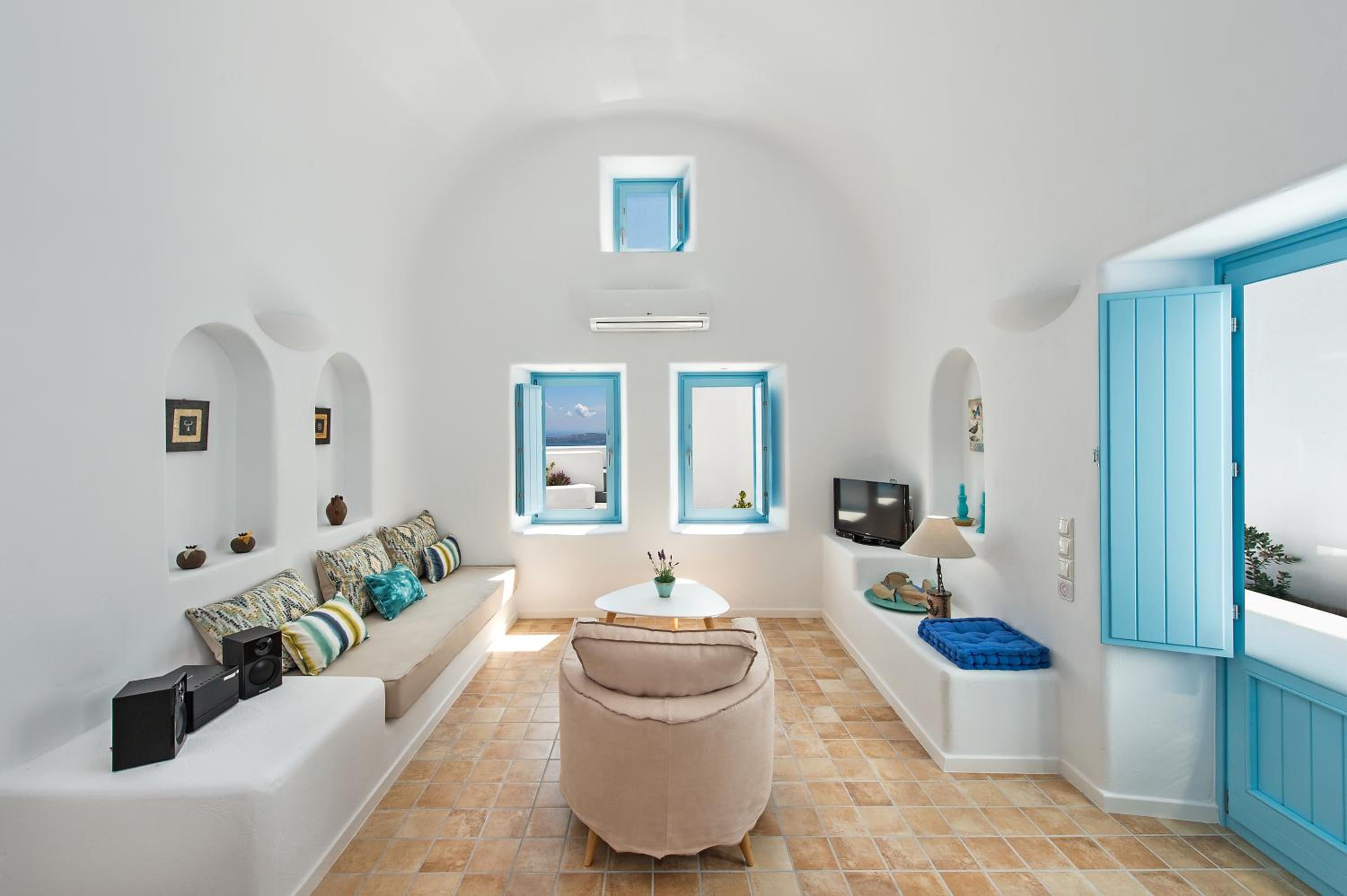Ananda Suites en Imerovigli — hotel room