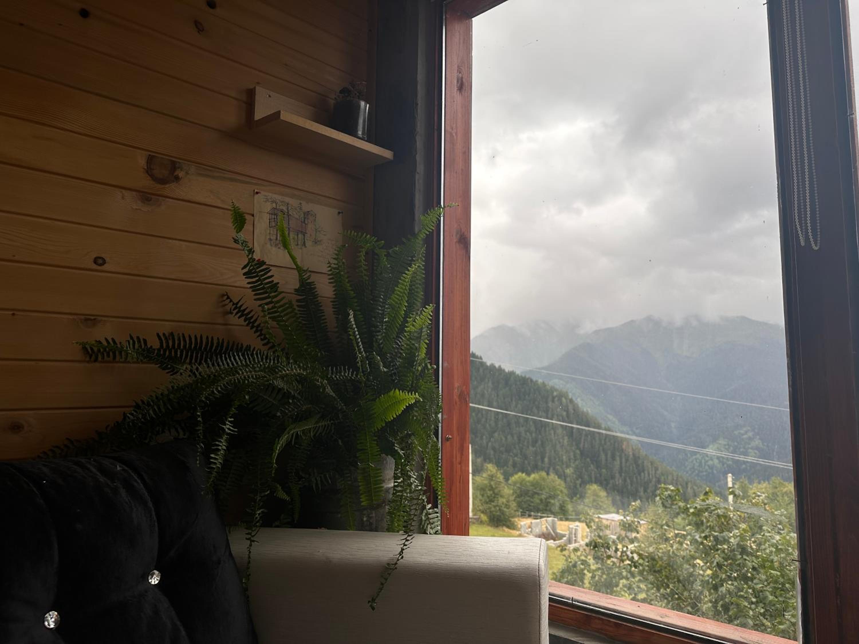 Heshkili huts and cabins Svaneti
