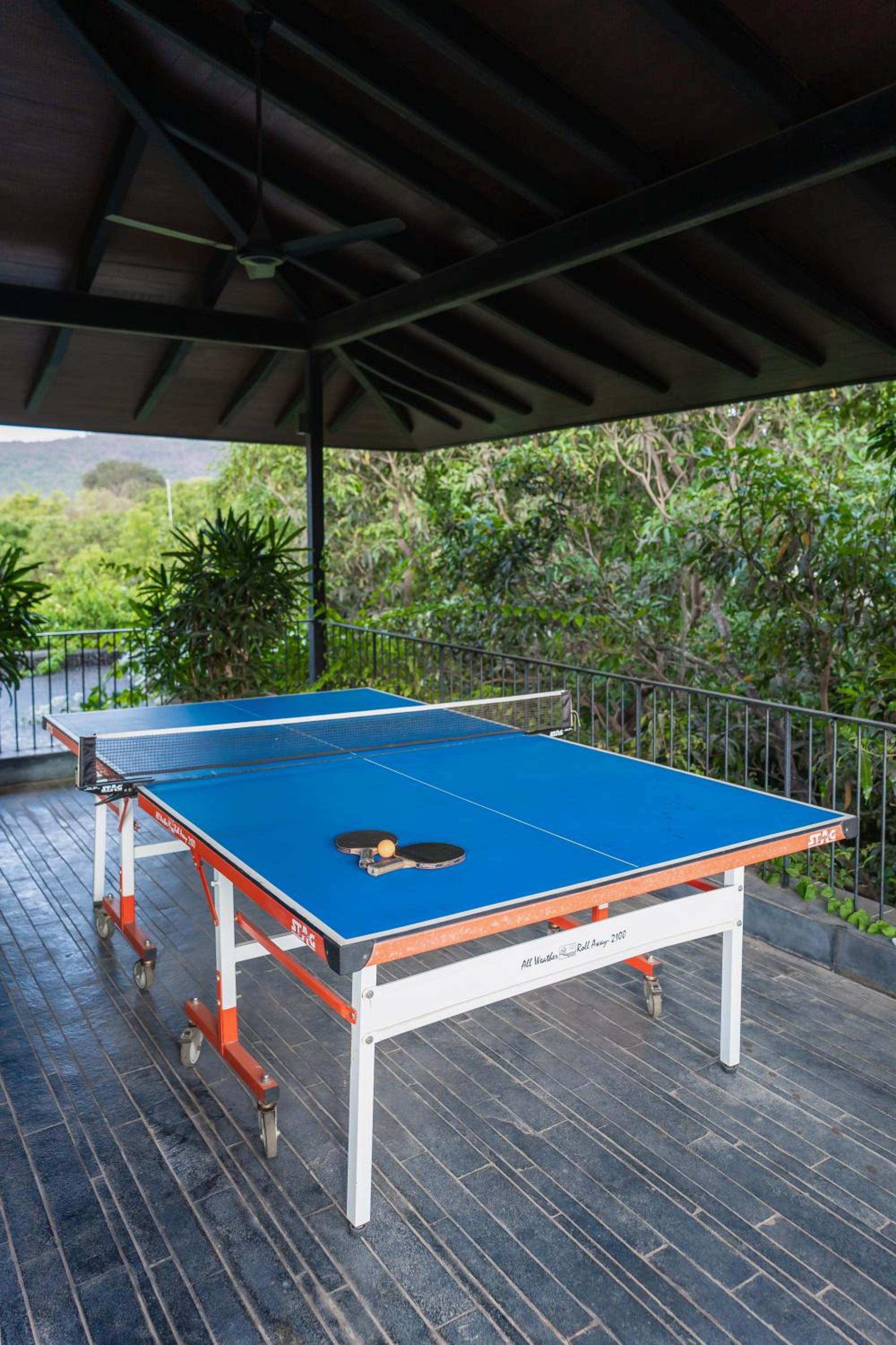 LohonoStays Villa Orchard House