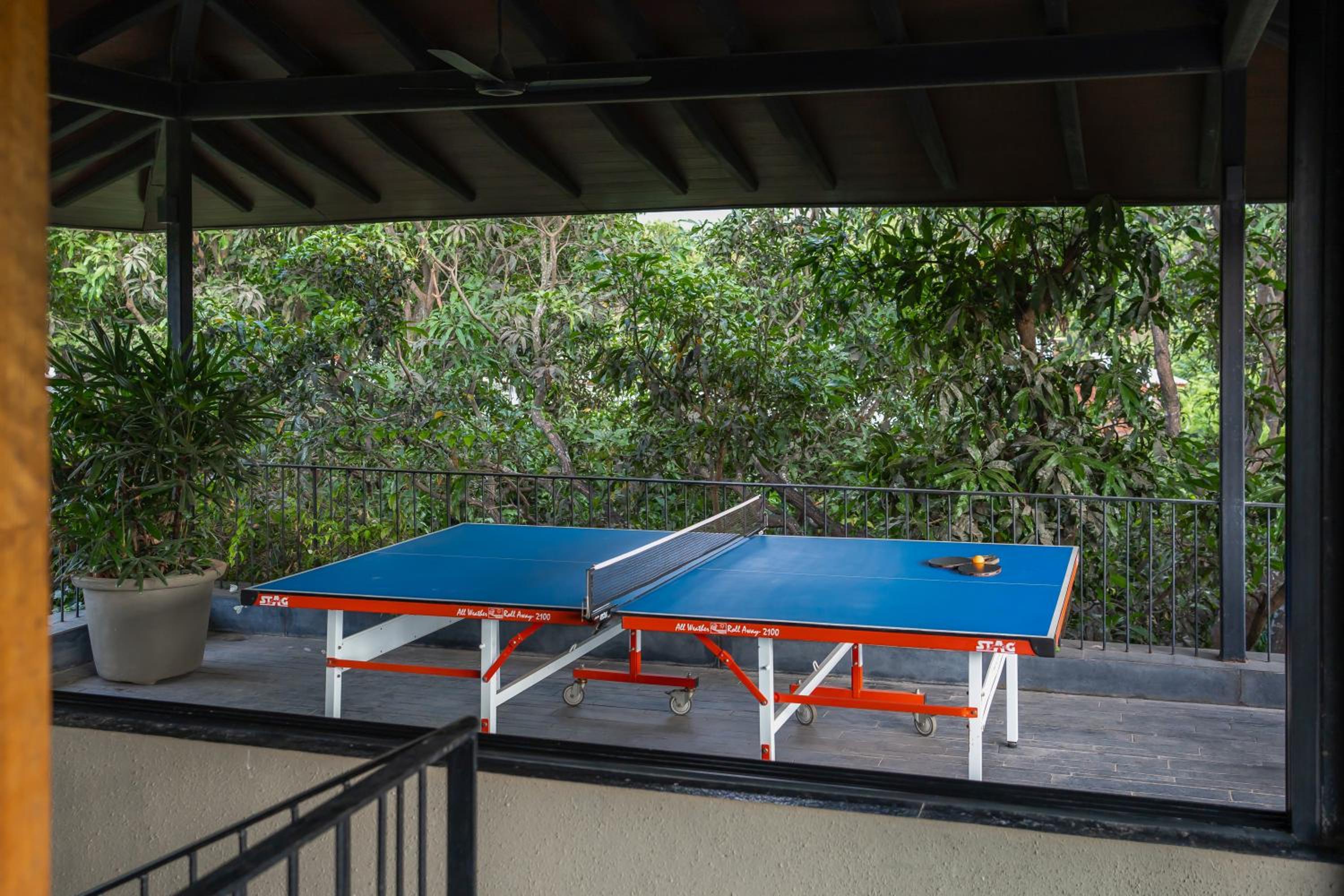 LohonoStays Villa Orchard House