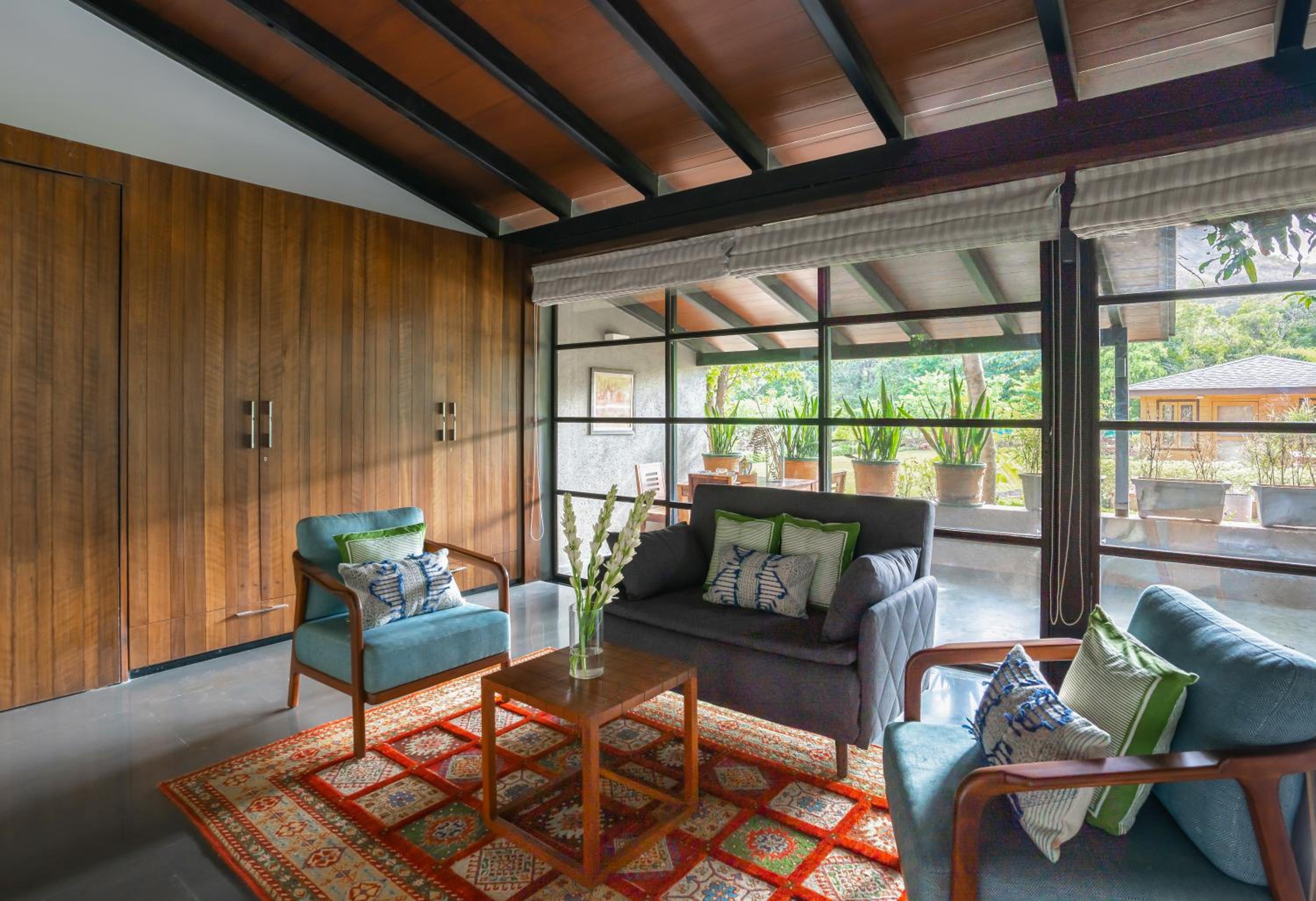 LohonoStays Villa Orchard House