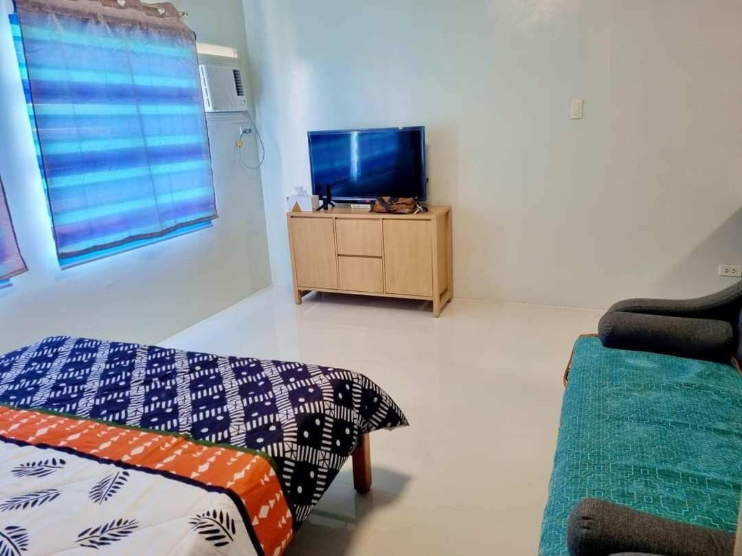 Condo Unit for Rent view 5