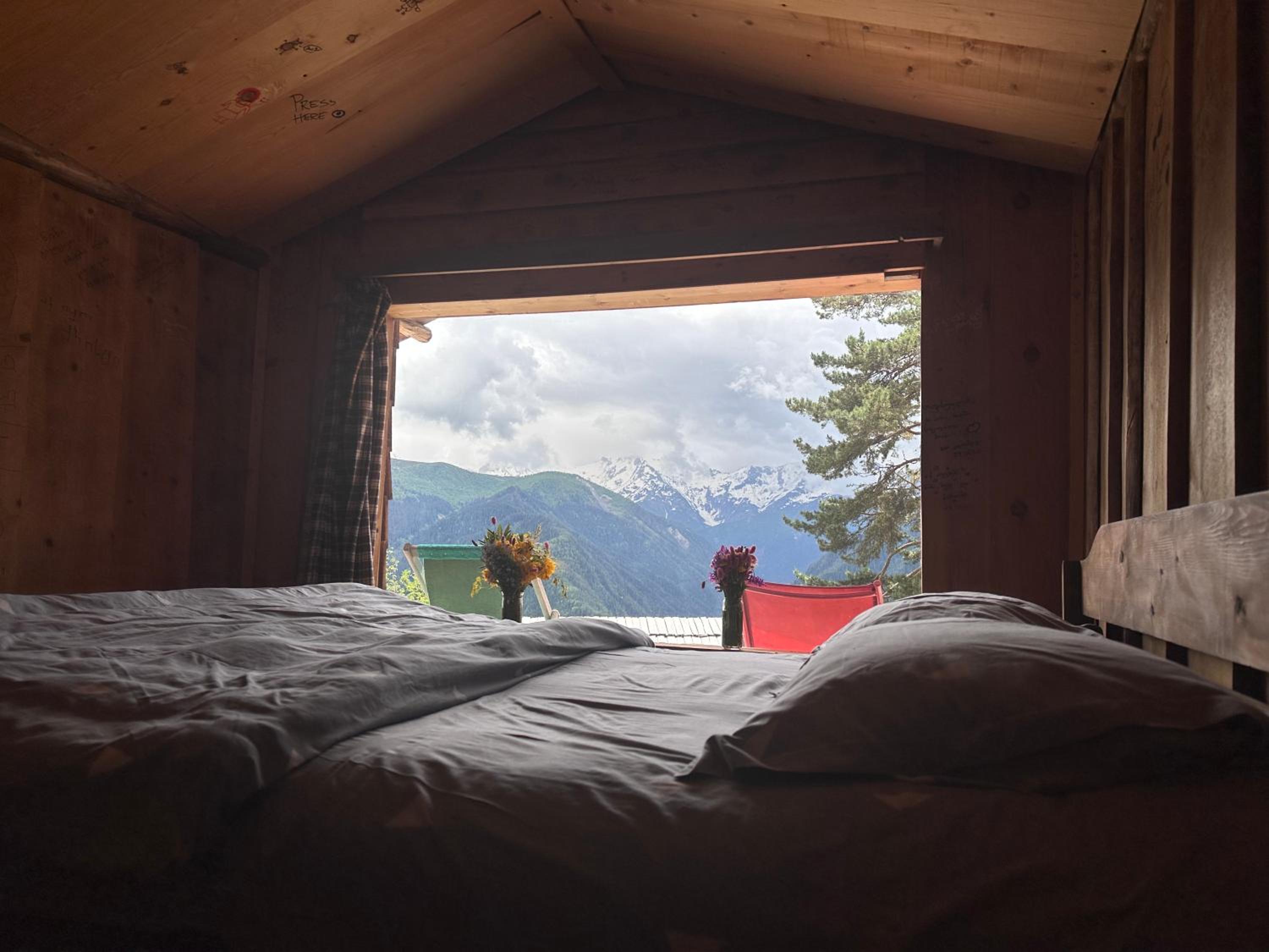 Heshkili huts and cabins Svaneti