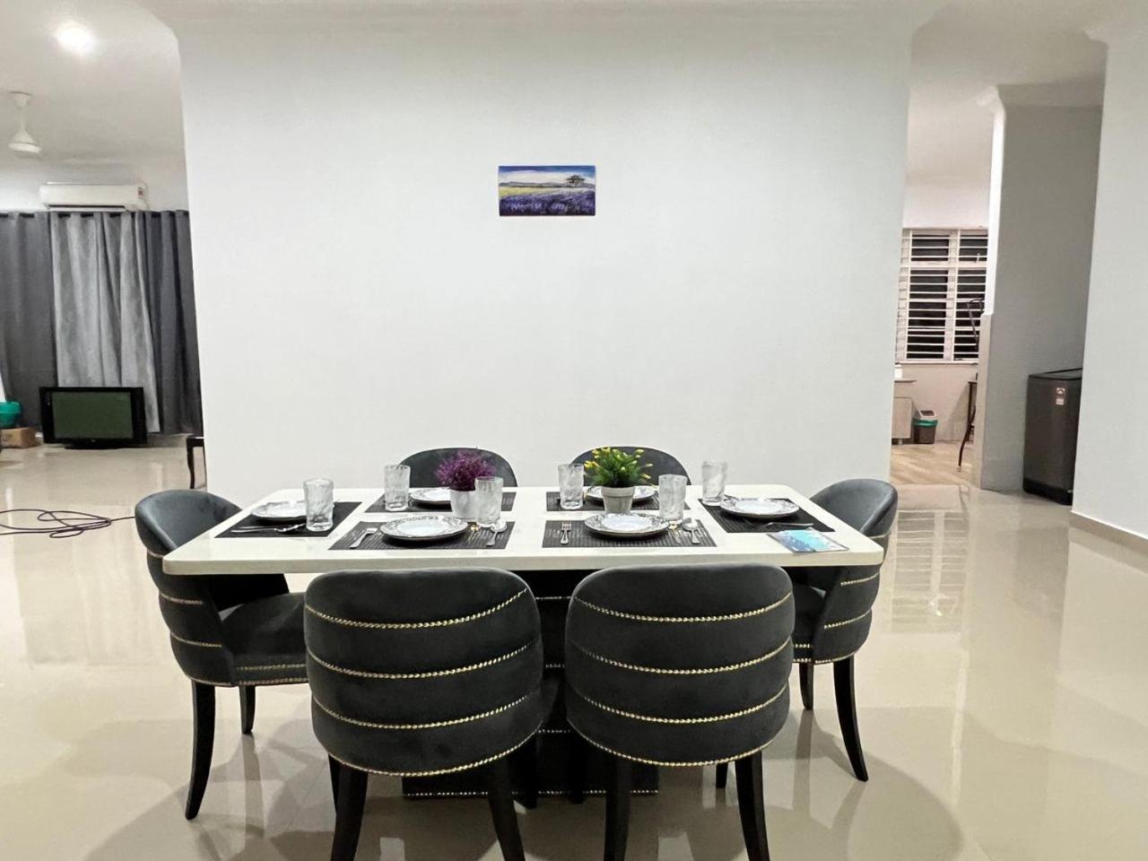 EMPIRE LUXURY HOMESTAY PAKA photo 5