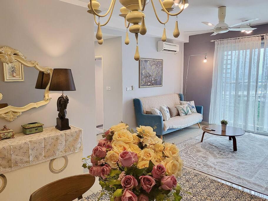 [Parisan Retreat] 5pax 5 min drive to Mt Austin.